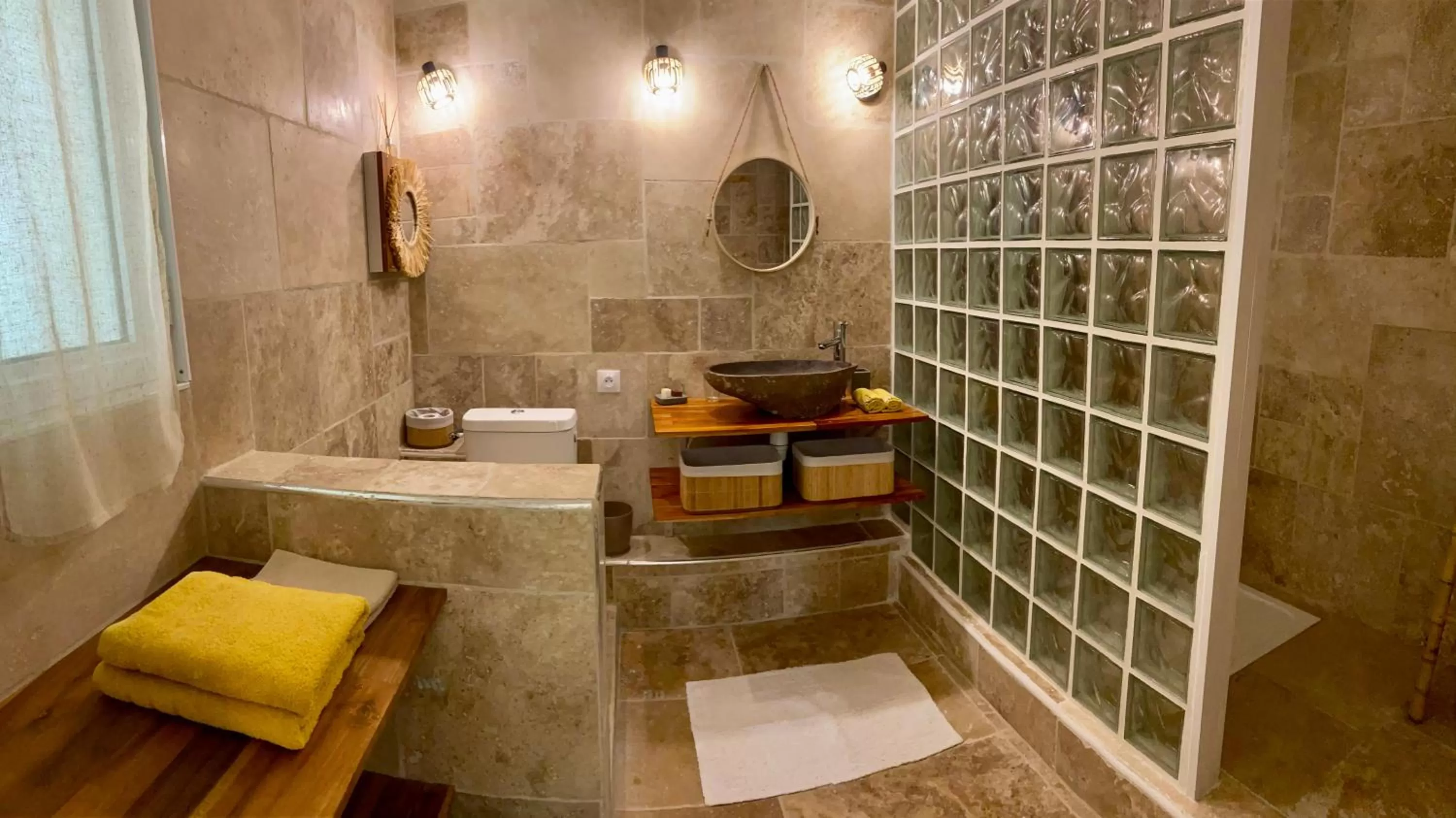 Bathroom in La Case O zoizos