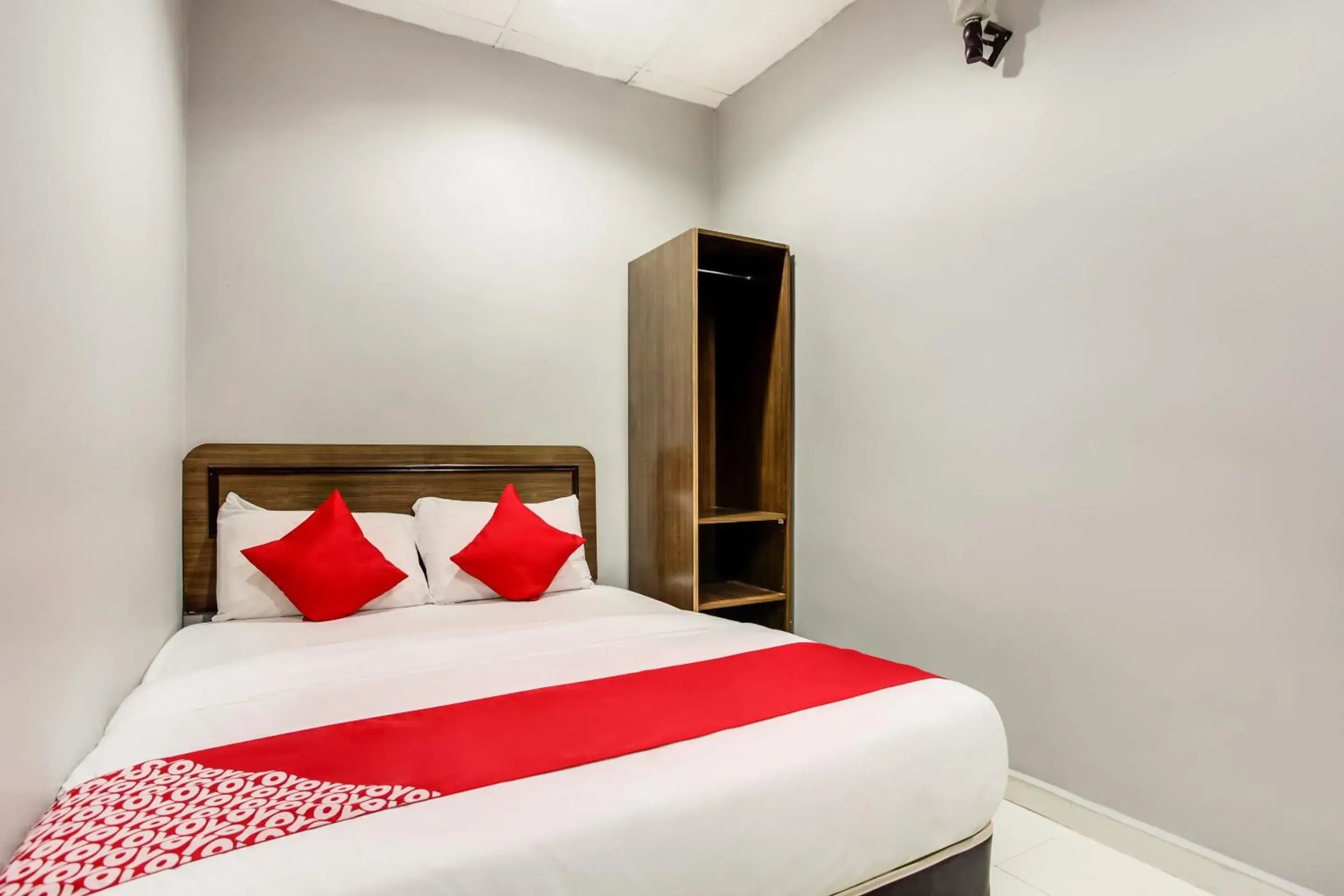 Standard Double Room in Super OYO 89427 Kavanas Hotel Taiping Standard Double Room in Super OYO 89427 Kavanas Hotel Taiping