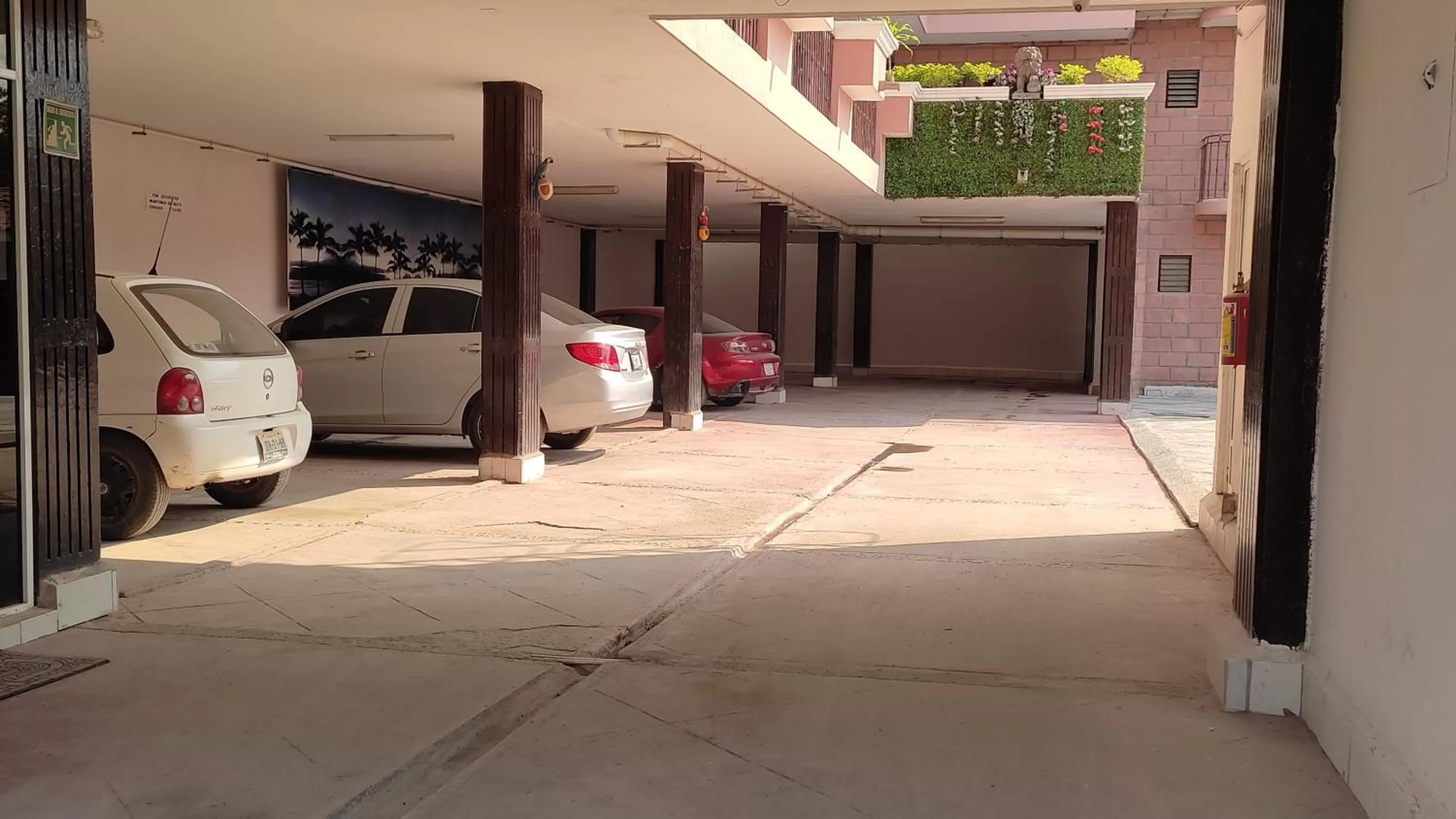 Parking in OYO Hotel Brisas Del Pacífico