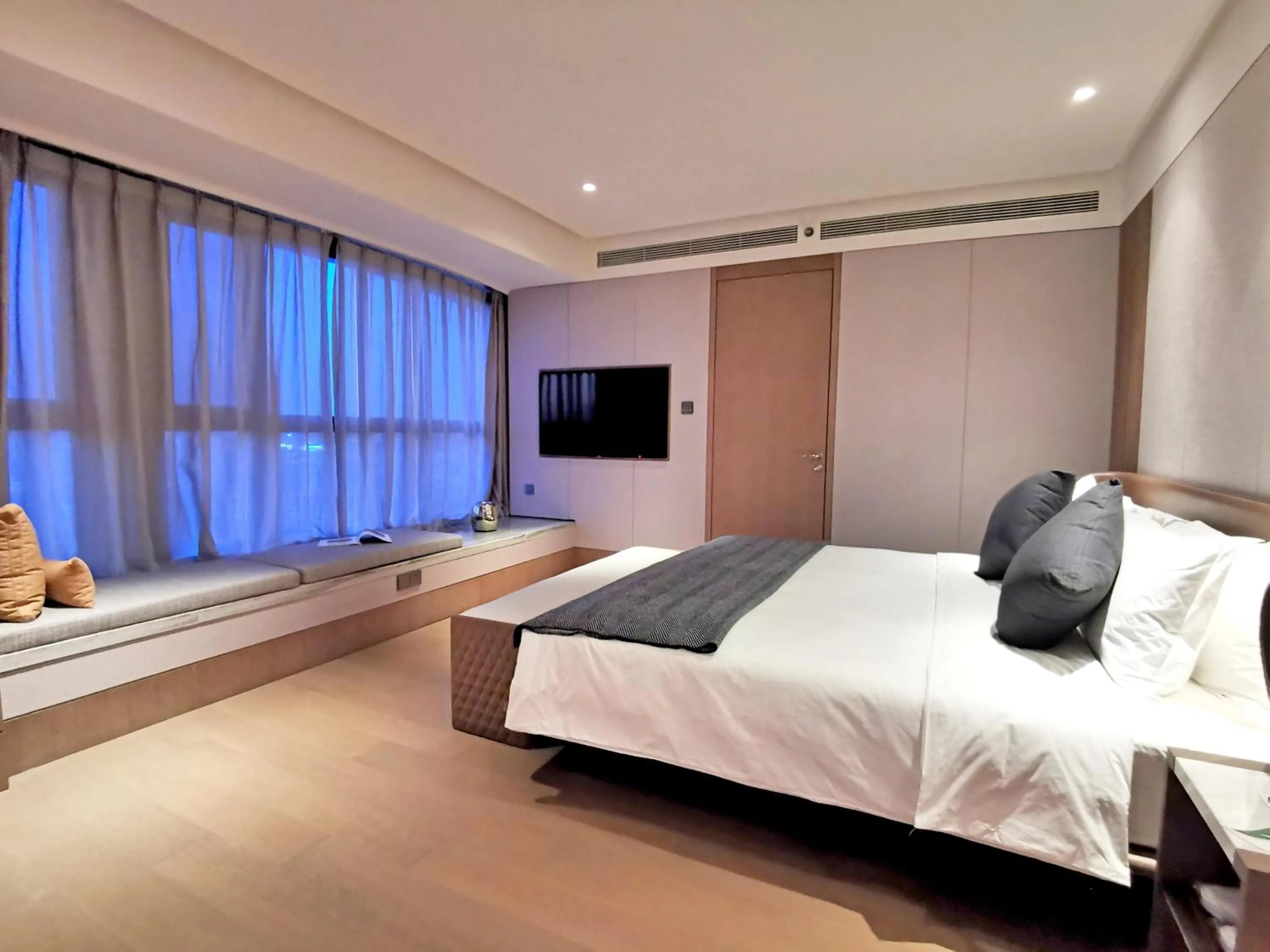 Bed in Somerset Zhongmao Changchun