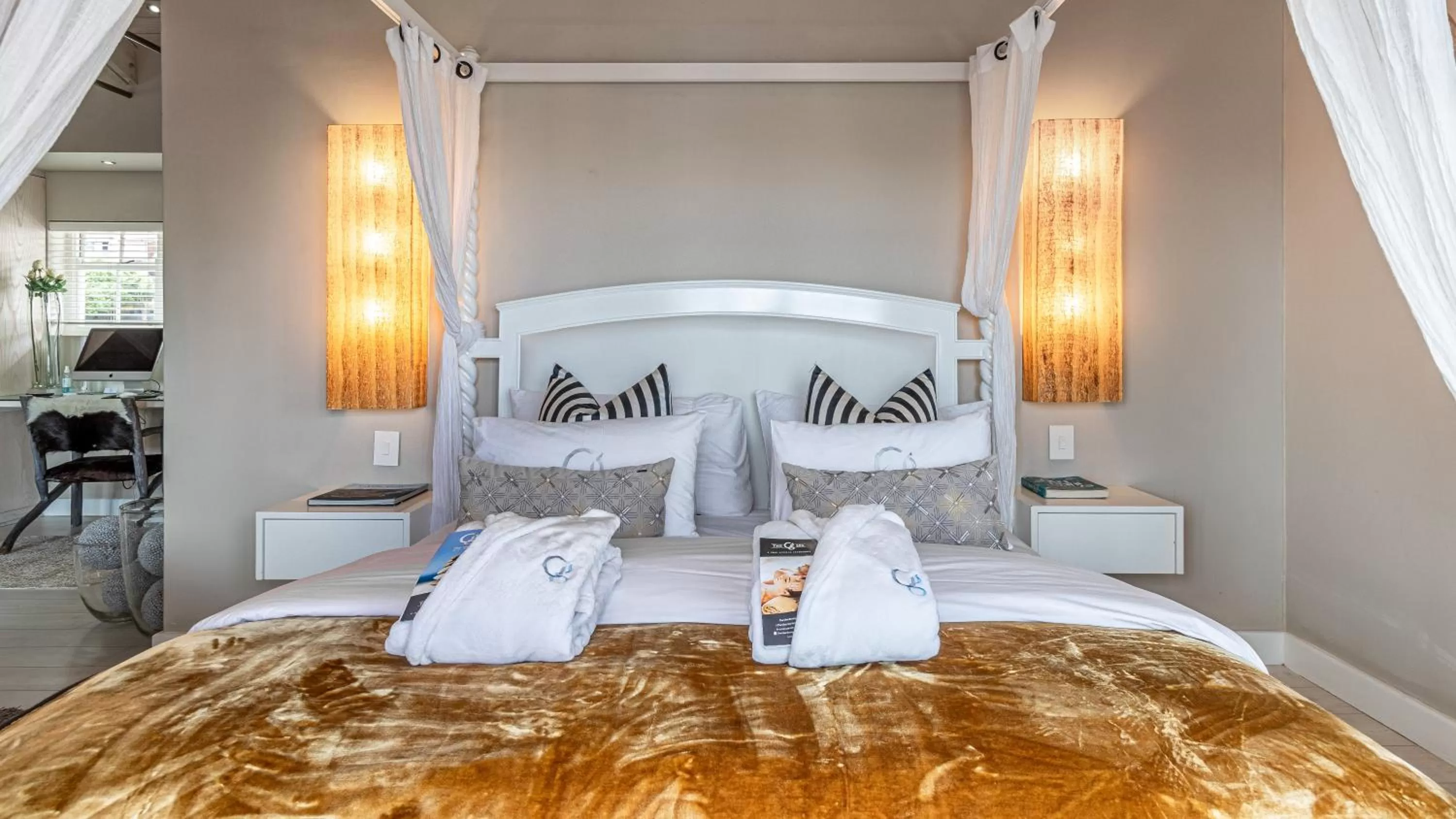 Bed in The Glen Boutique Hotel & Spa