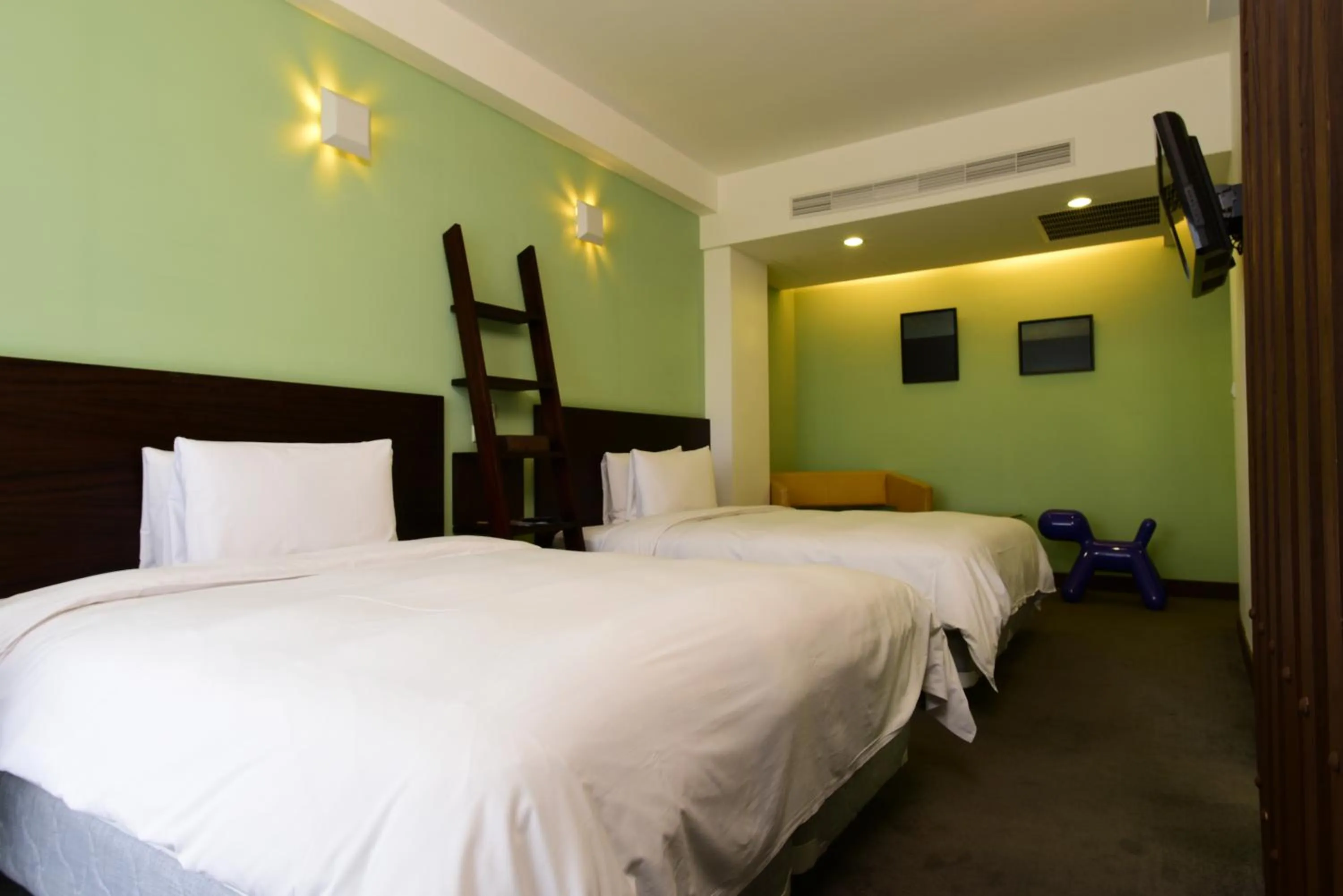 Photo of the whole room, Bed in Hotel Les Champs Hualien