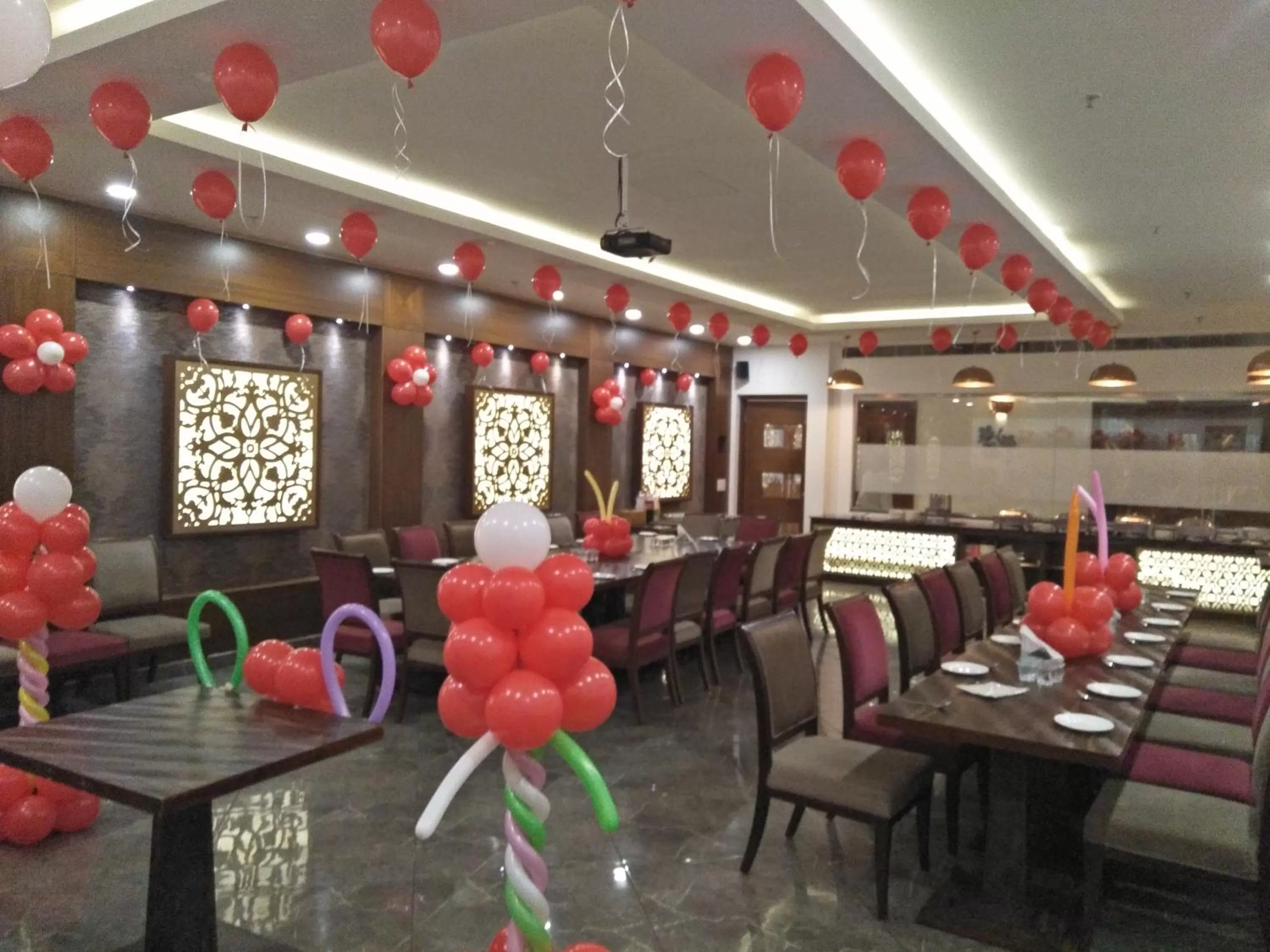 People in Grand Hotel Nawanshahr