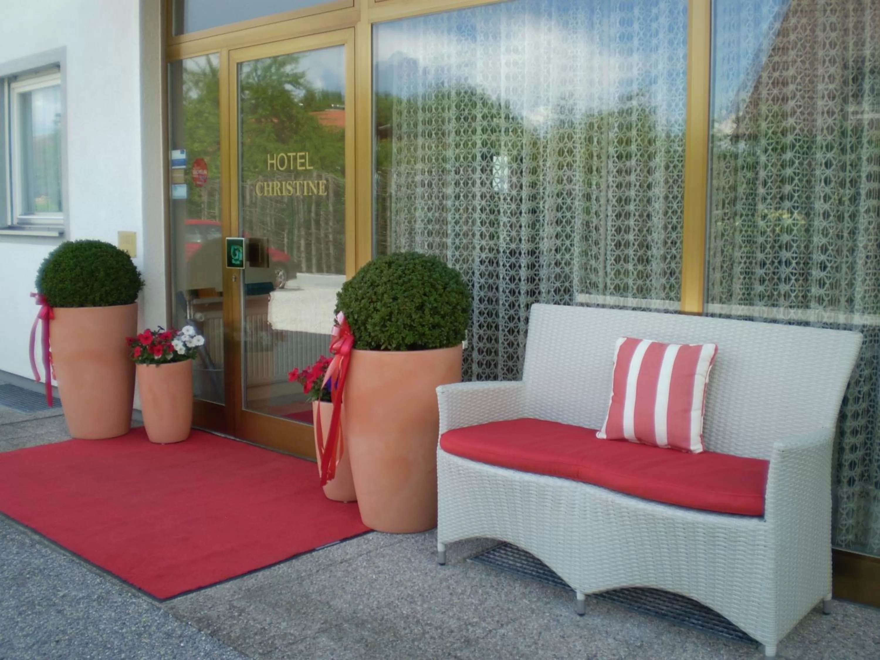 Facade/entrance in Hotel Christine