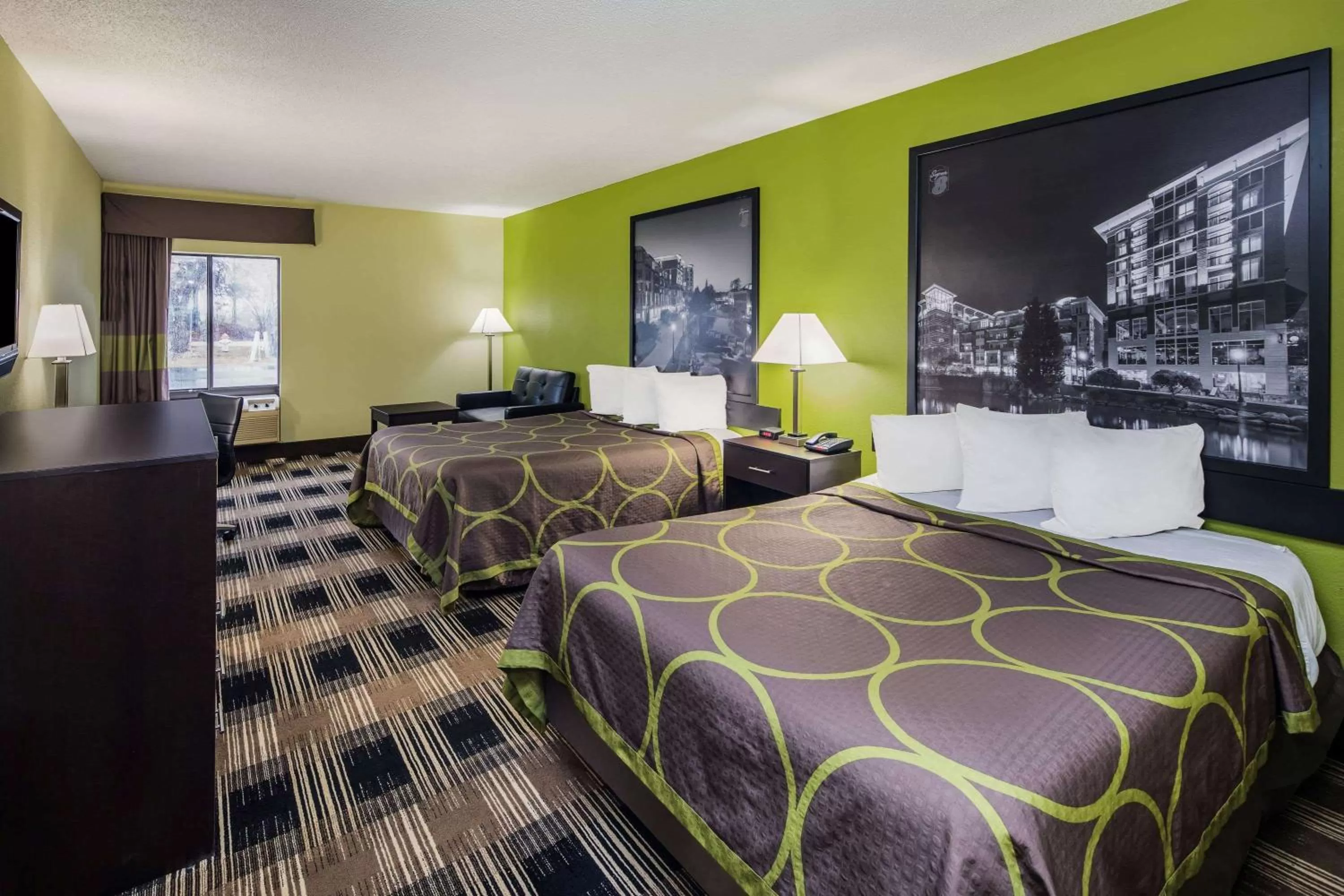 Photo of the whole room, Bed in Super 8 by Wyndham Greer/Spartanburg Area