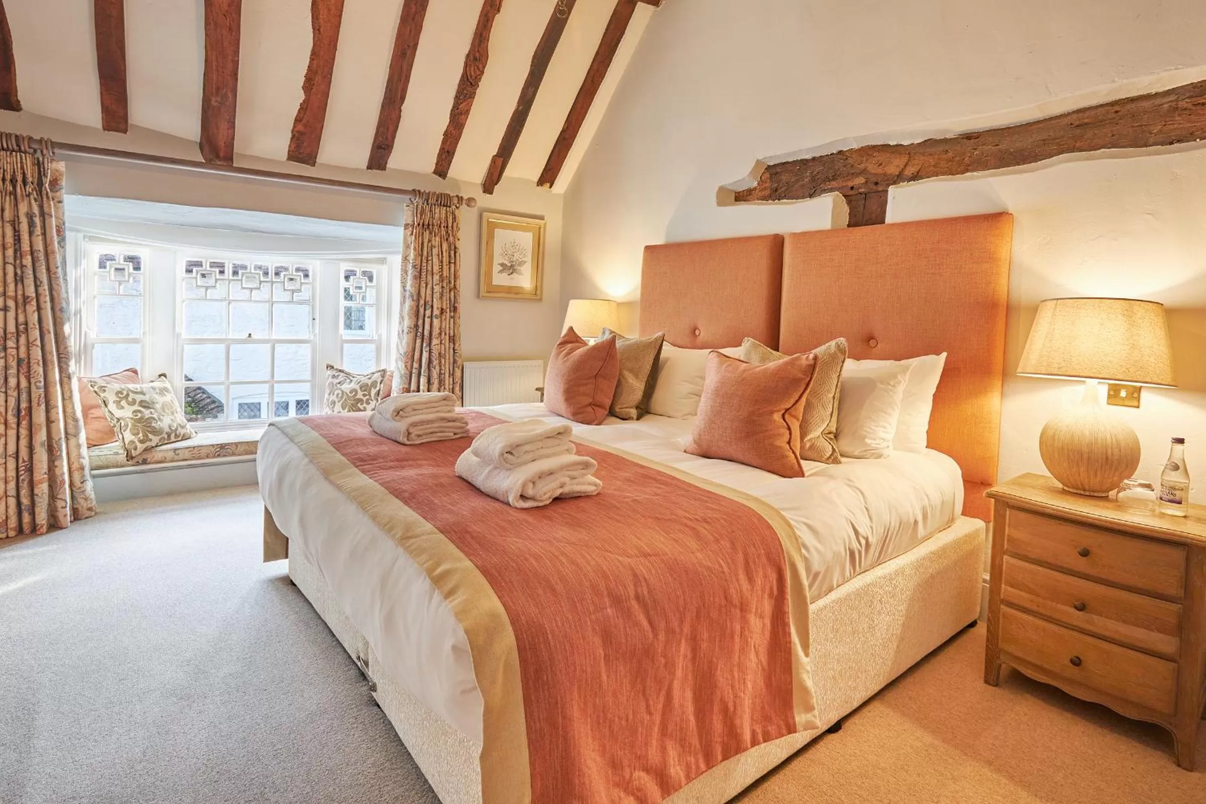 Bedroom, Bed in The Angel Inn, Petworth