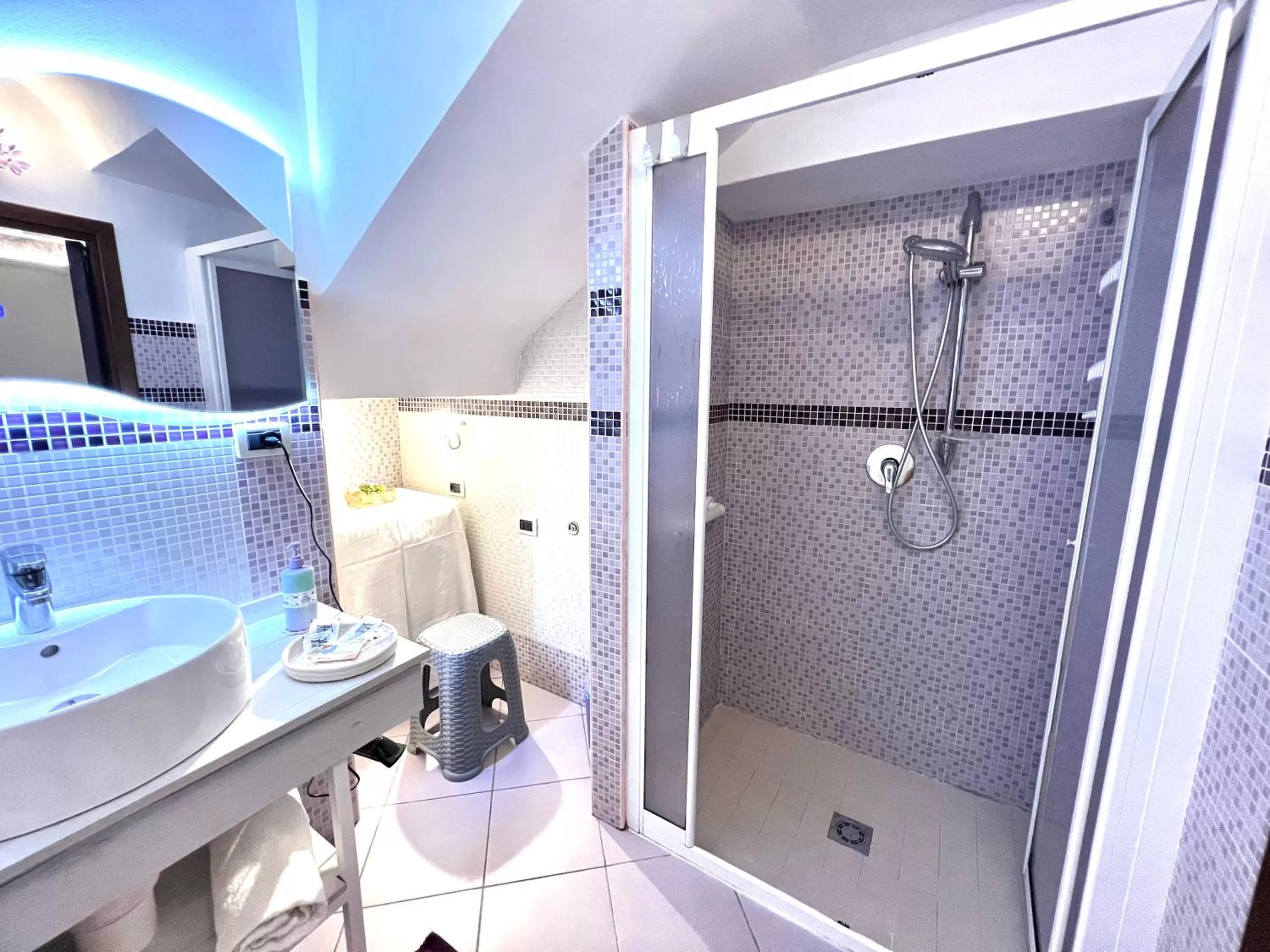 Shower, Bathroom in da Mumminedda