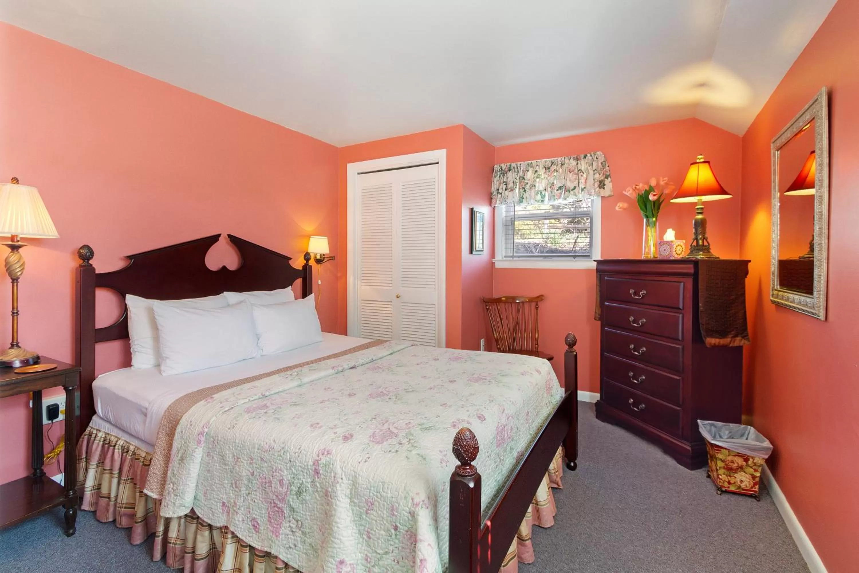 Bedroom, Bed in After Eight Bed and Breakfast