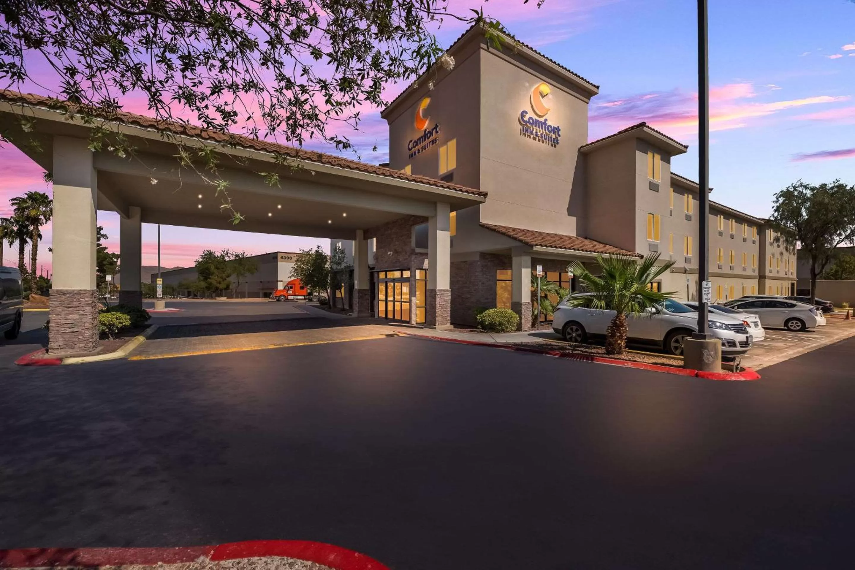Property building in Comfort Inn & Suites Las Vegas - Nellis