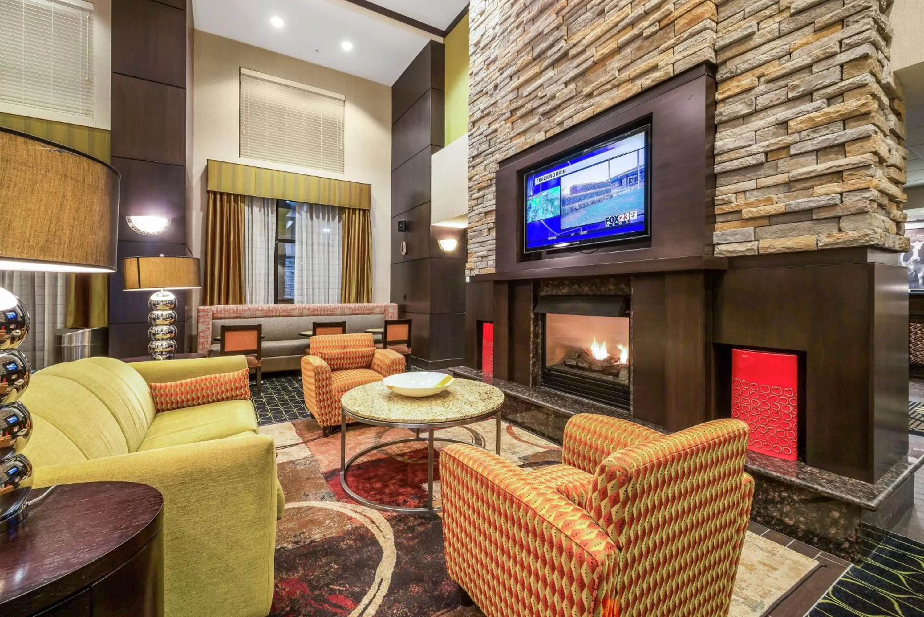 Lobby or reception in Hampton Inn and Suites Tulsa/Catoosa