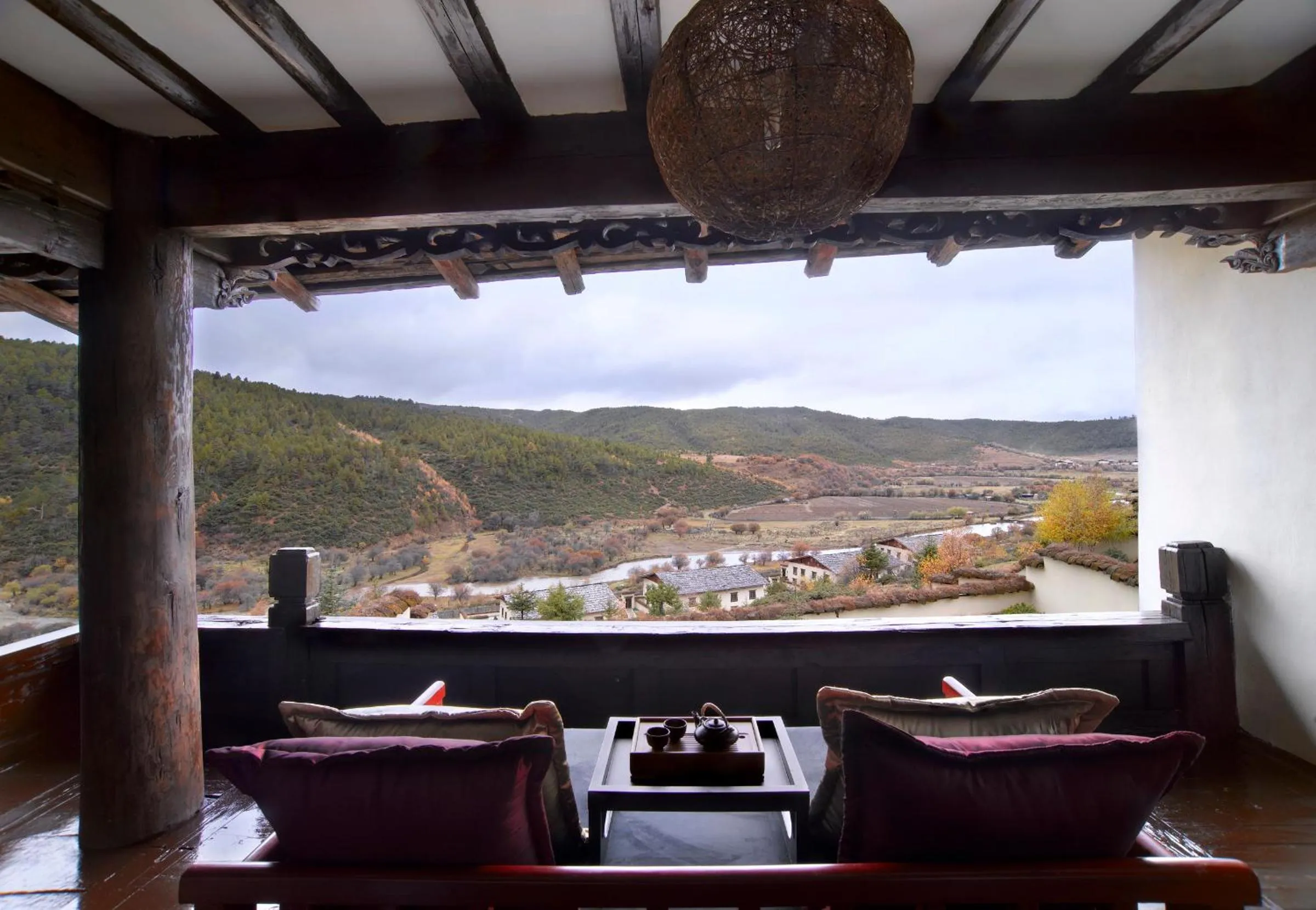 Two Bedroom Ringha Lodge  in Banyan Tree Ringha