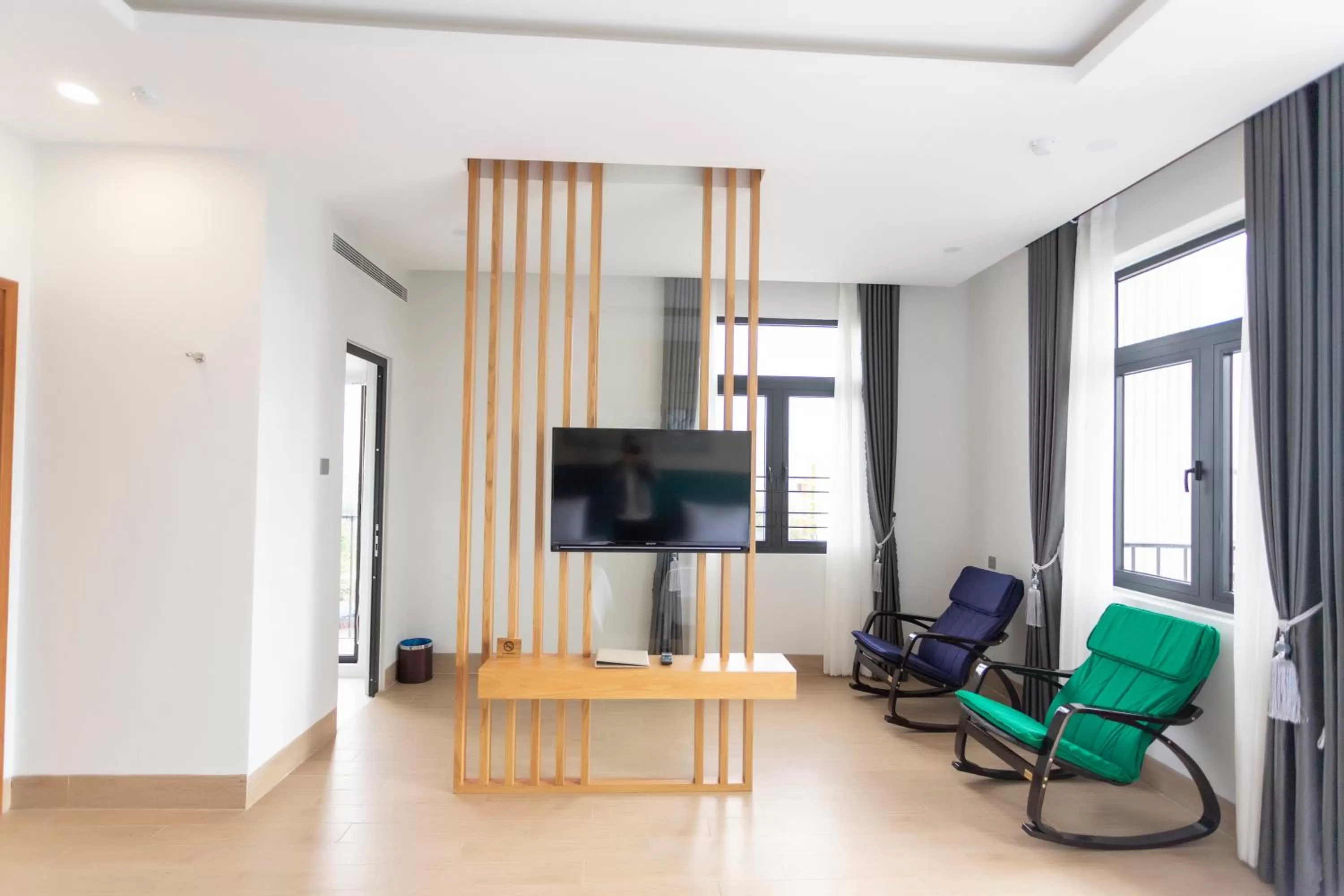 TV and multimedia, TV/Entertainment Center in La Casa Tuy Hòa