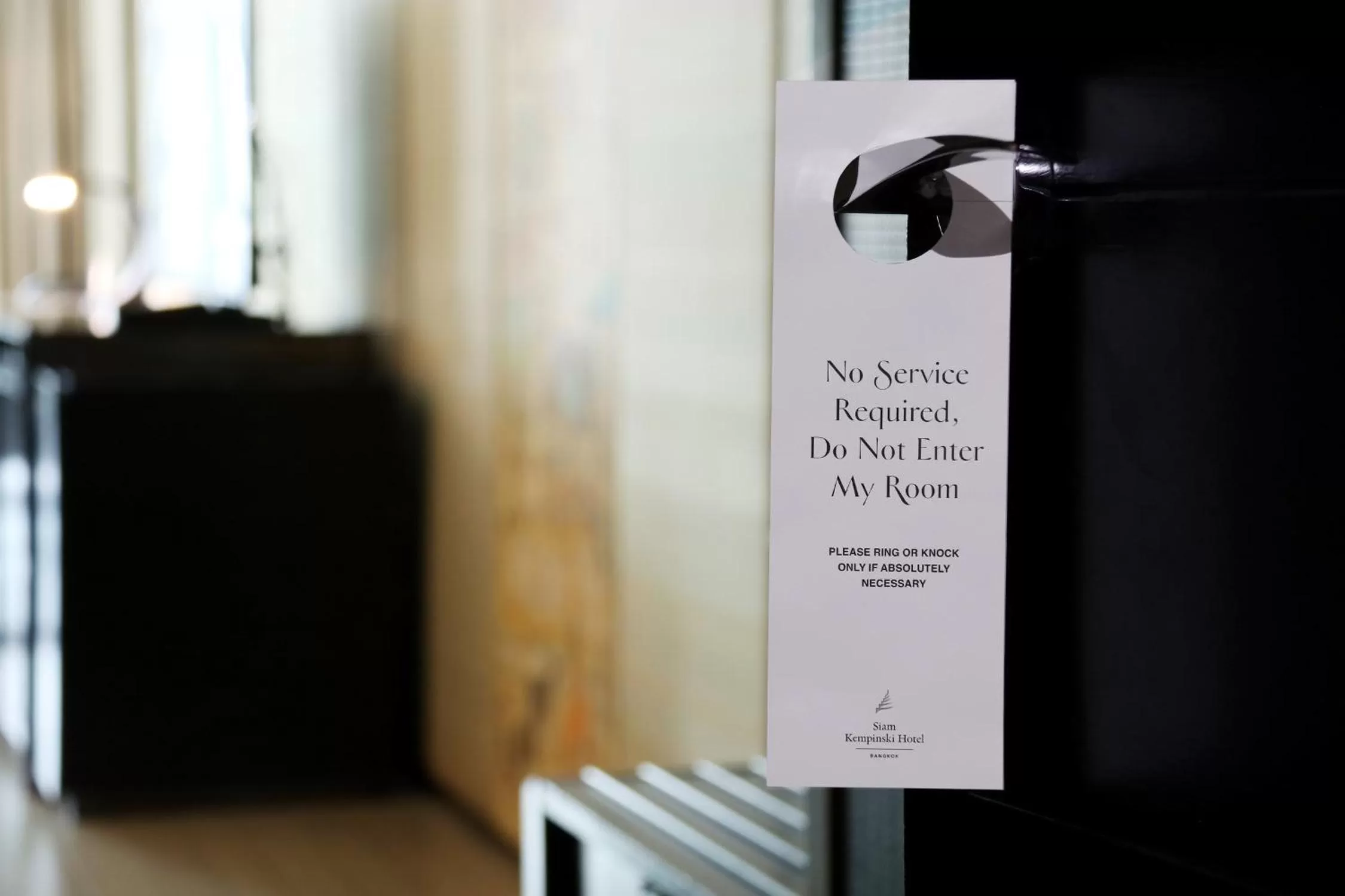 TV and multimedia in Siam Kempinski Hotel Bangkok