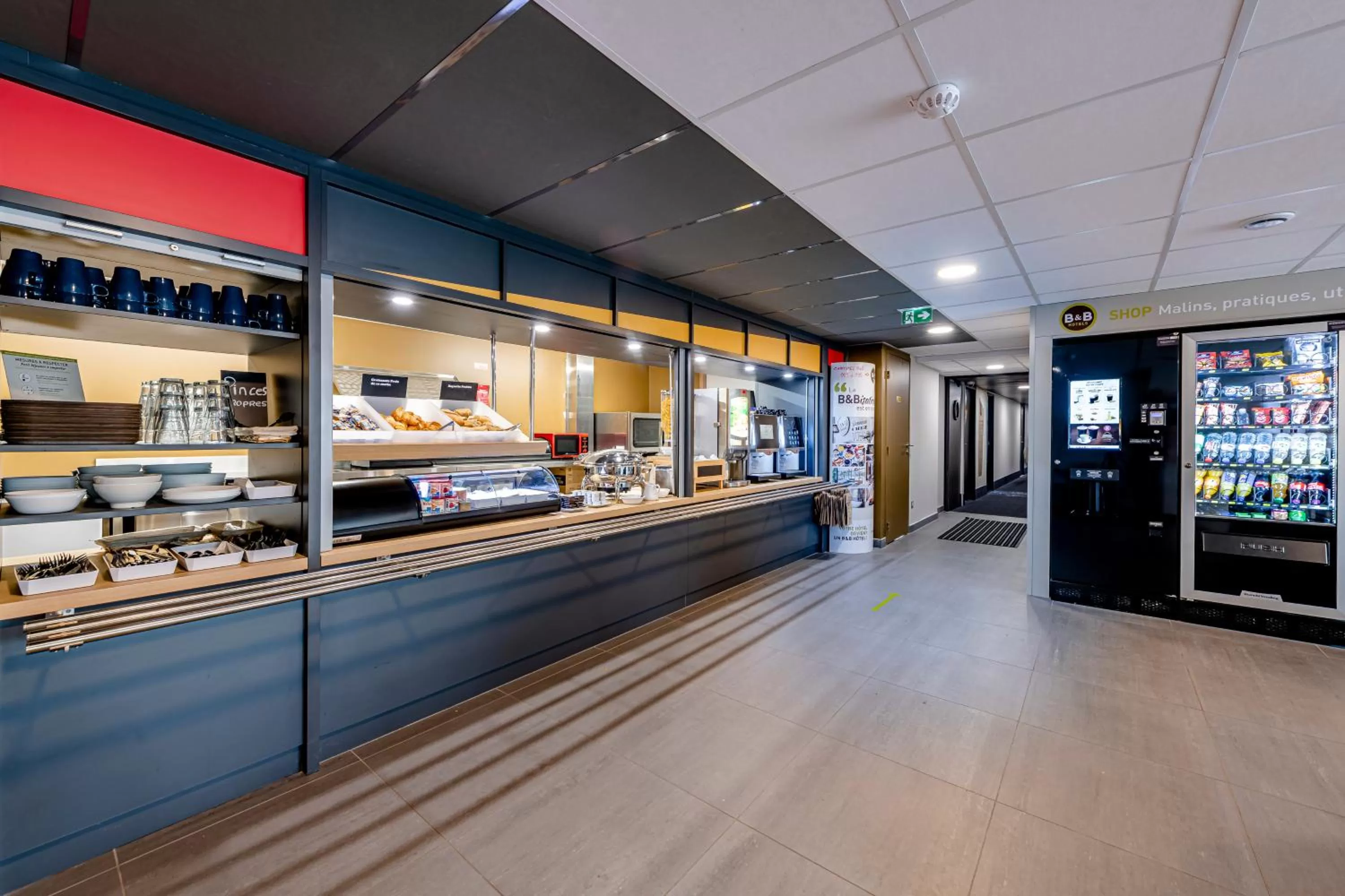 Breakfast in B&B HOTEL Bordeaux Le Haillan 3 étoiles