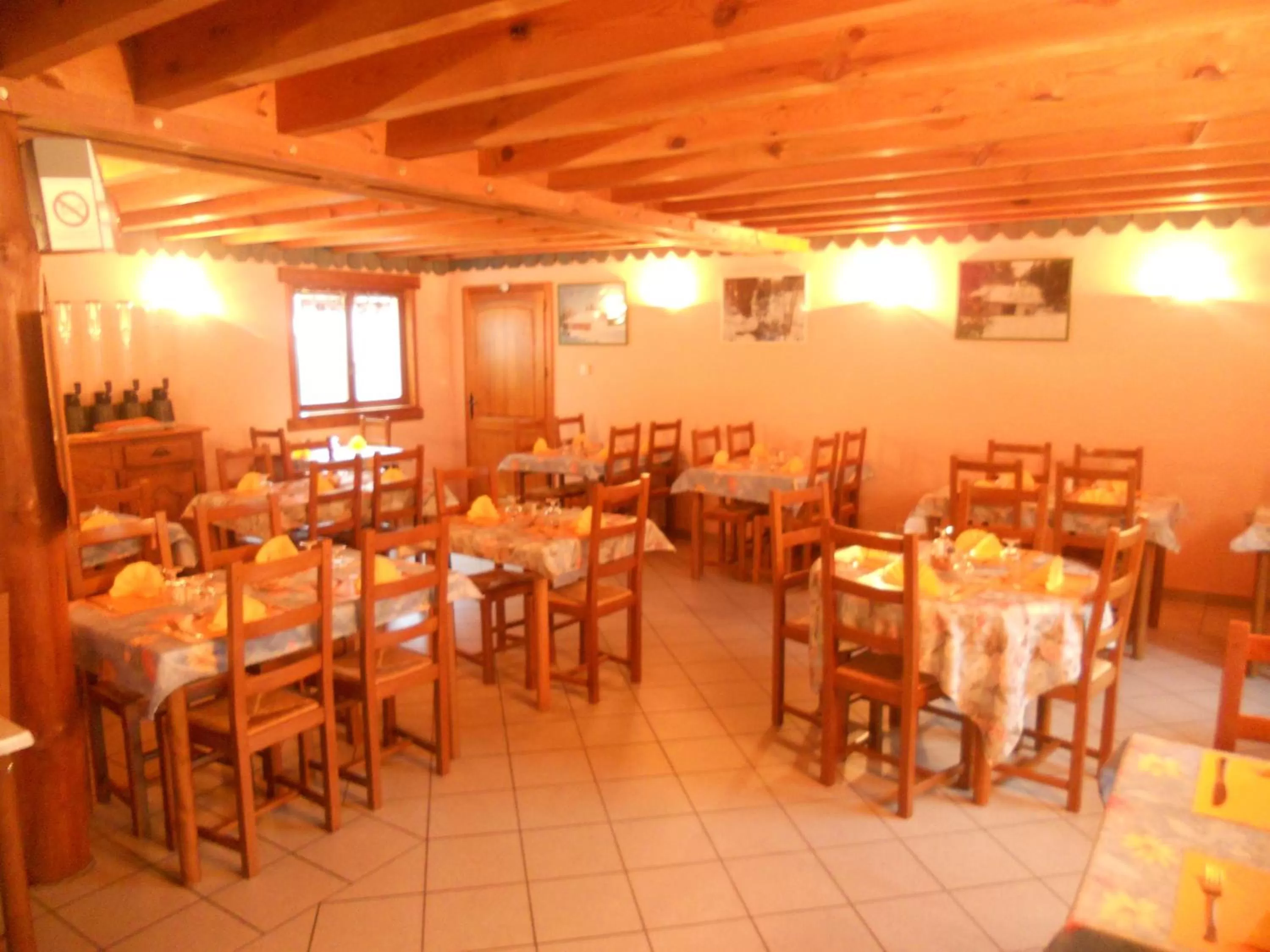 Restaurant/places to eat in Auberge du Saut des Cuves