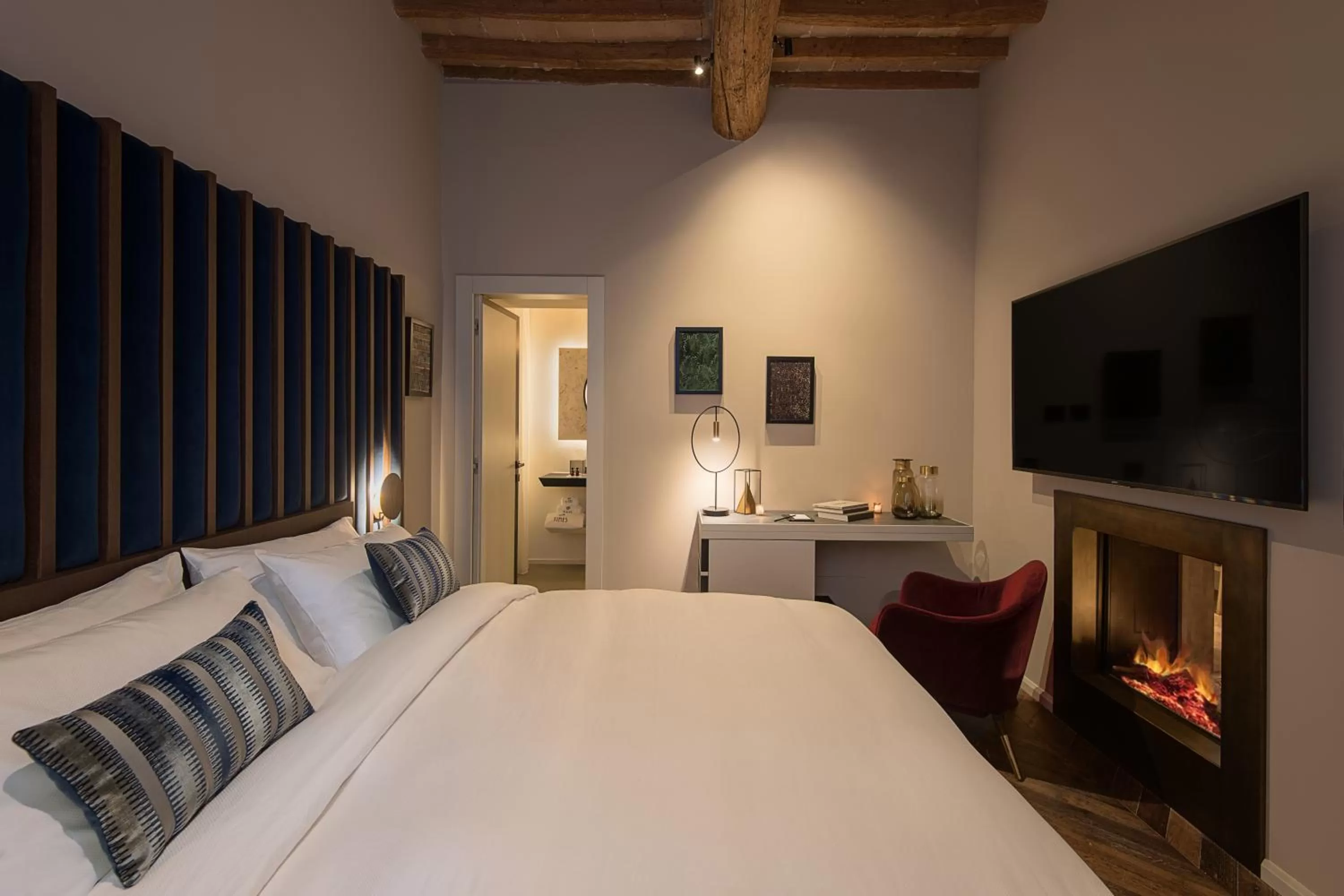 Photo of the whole room, Bed in Times Suites - Guesthouse