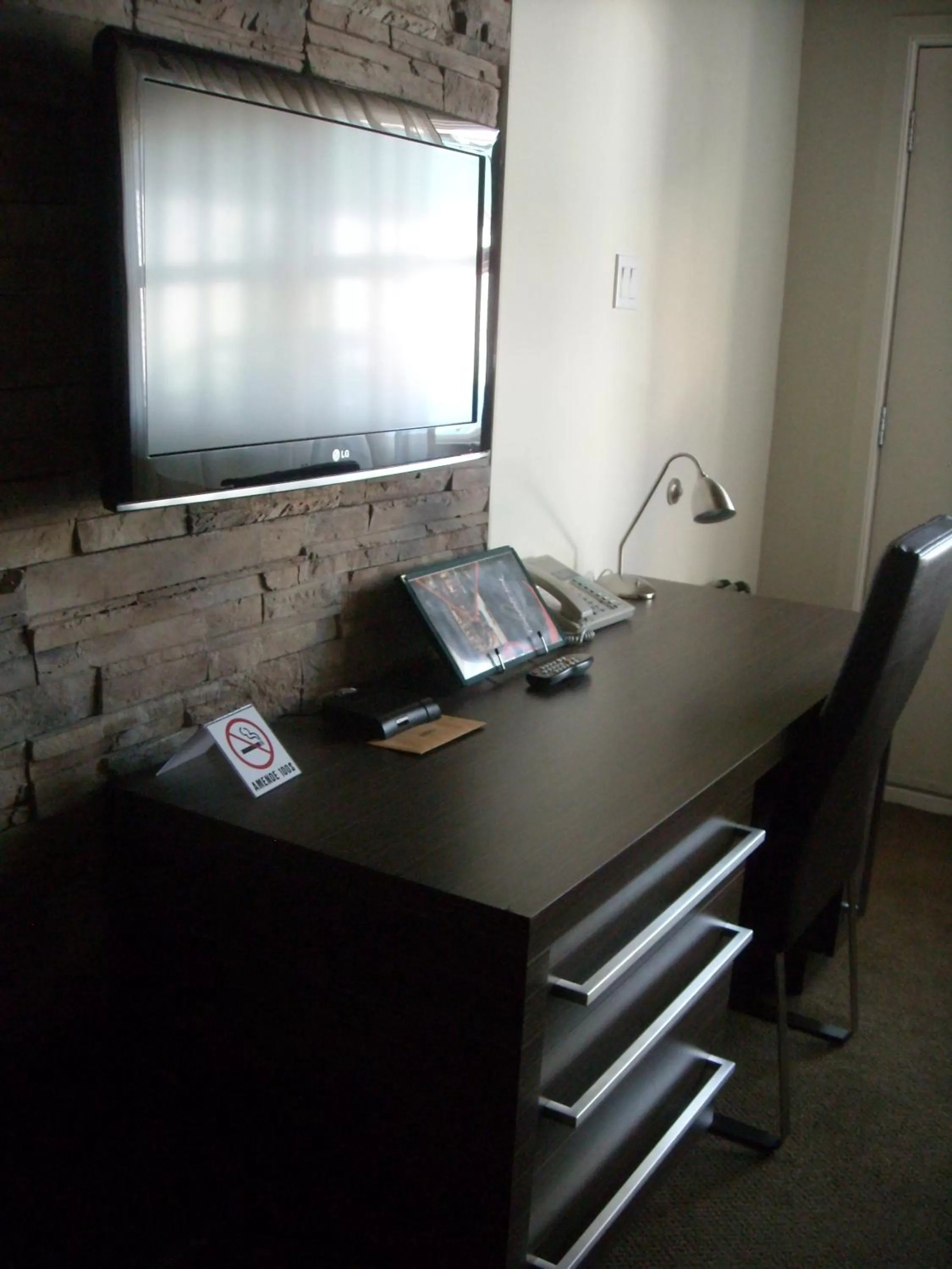 Bedroom in Complexe Hotelier Le 55