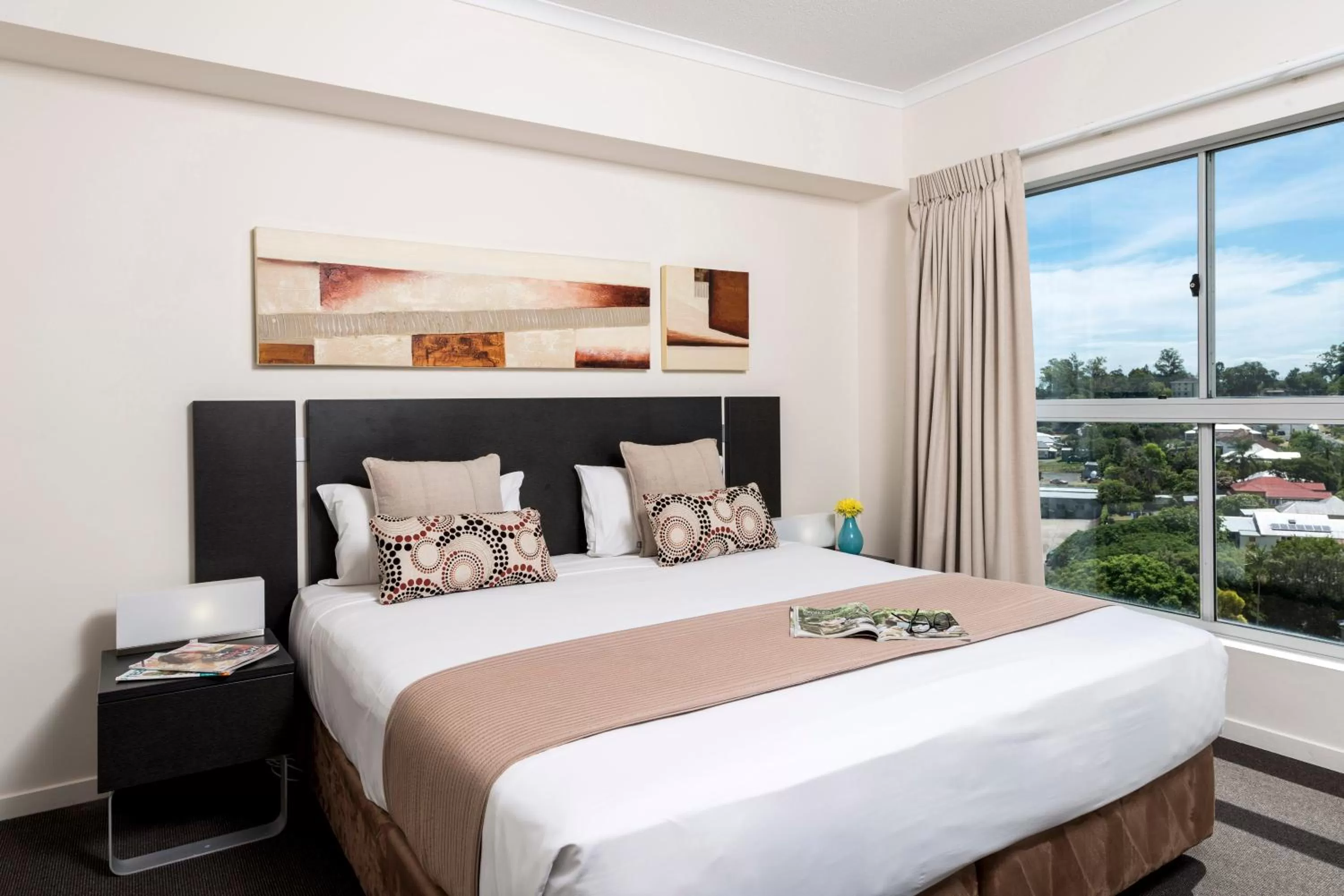 Bedroom, Bed in Oaks Ipswich Aspire Suites