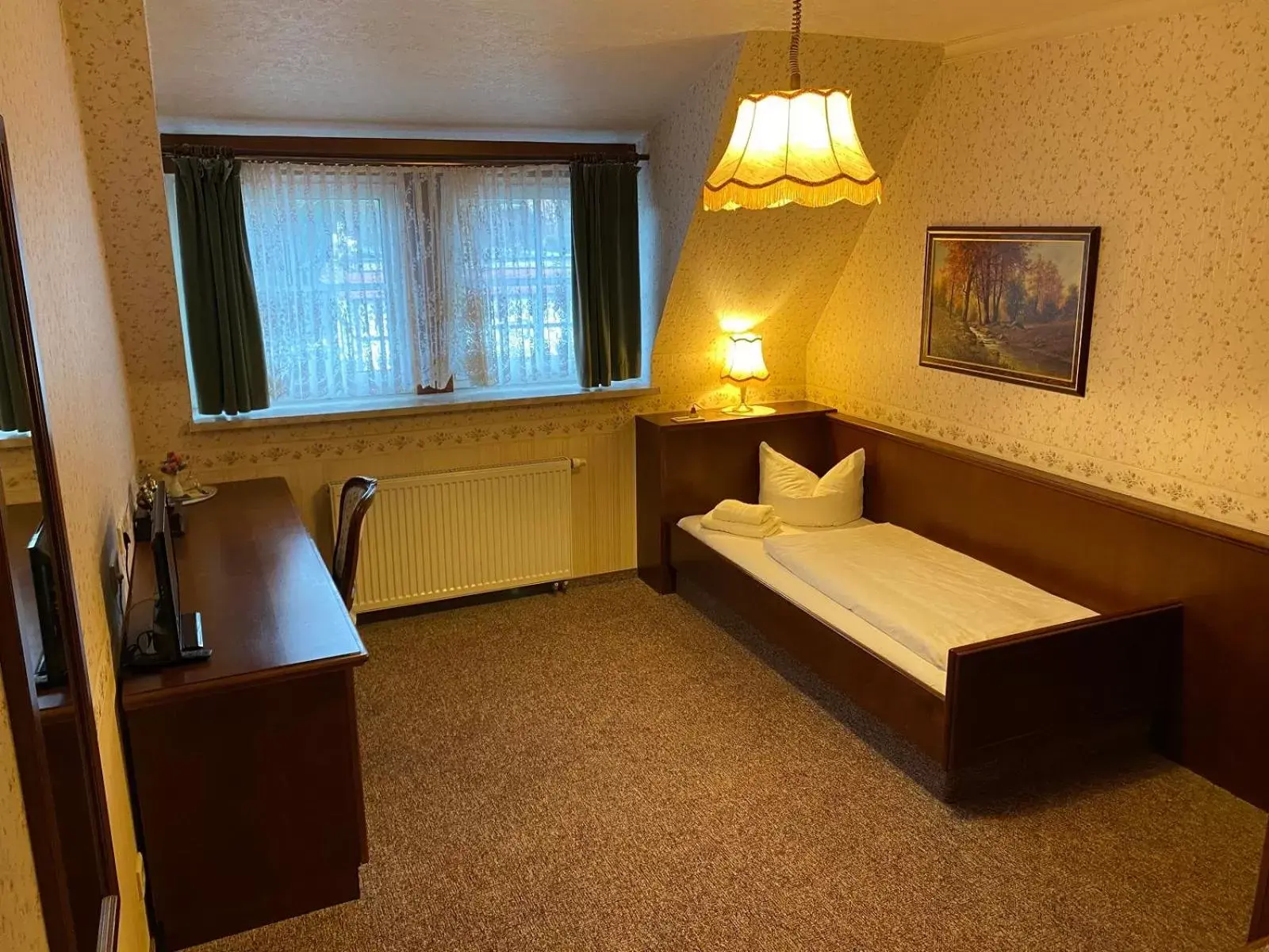 Single Room with Shower - single occupancy in Braugasthof Papiermühle Single Room with Shower - single occupancy in Braugasthof Papiermühle