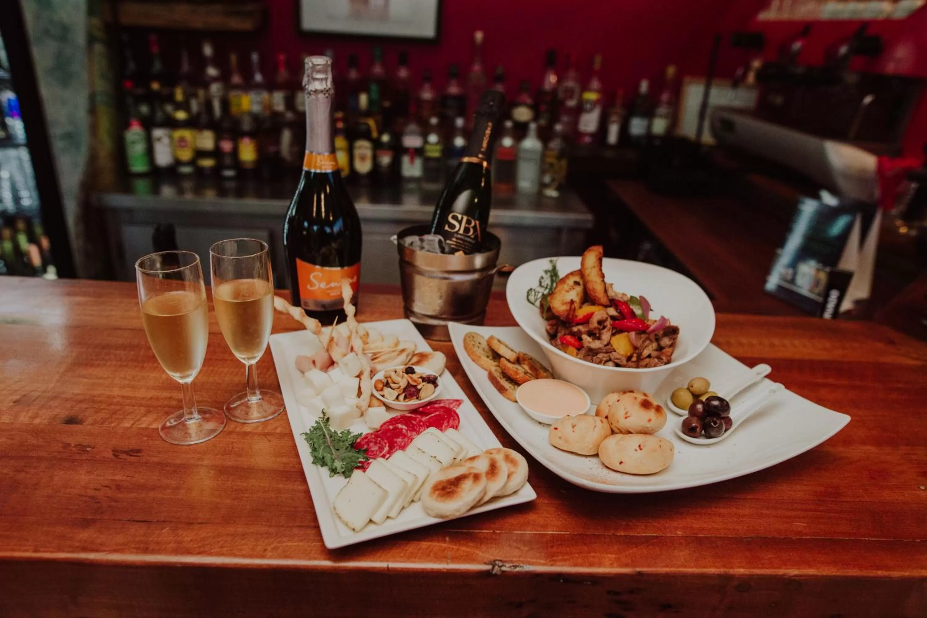 Food and drinks in Hotel Limari