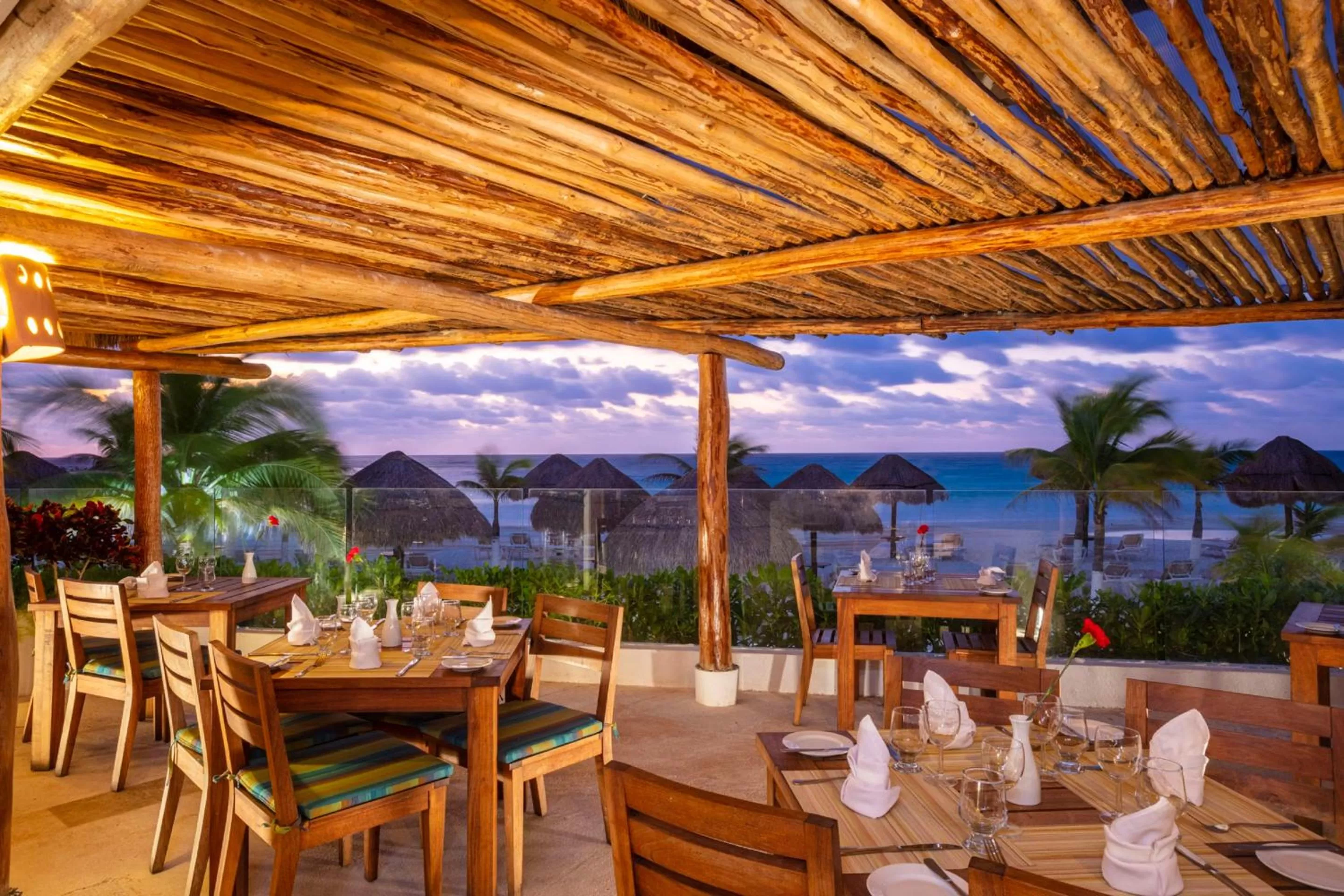 Restaurant/places to eat in Krystal Cancun