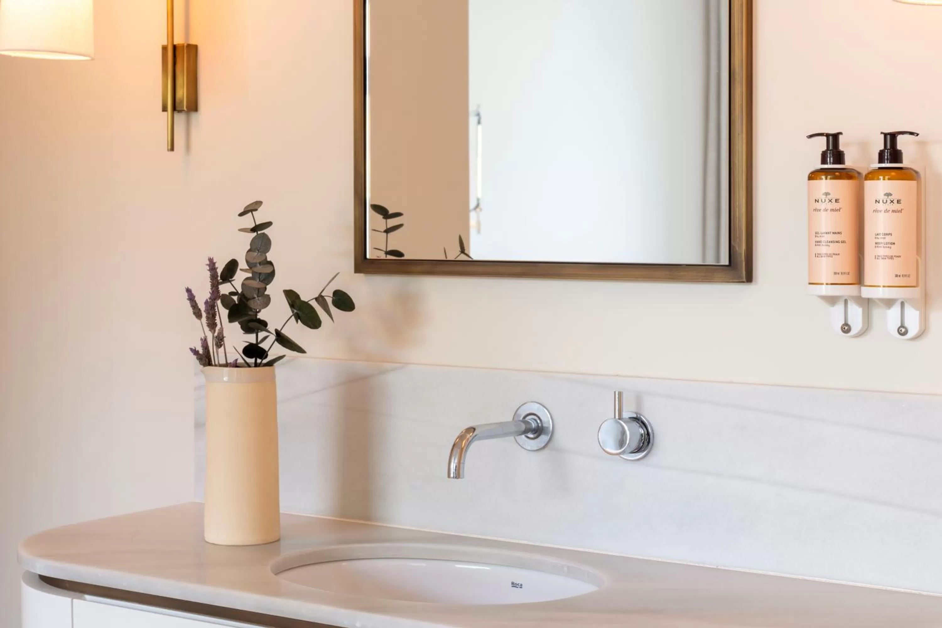 Bathroom in Mercure Benidorm