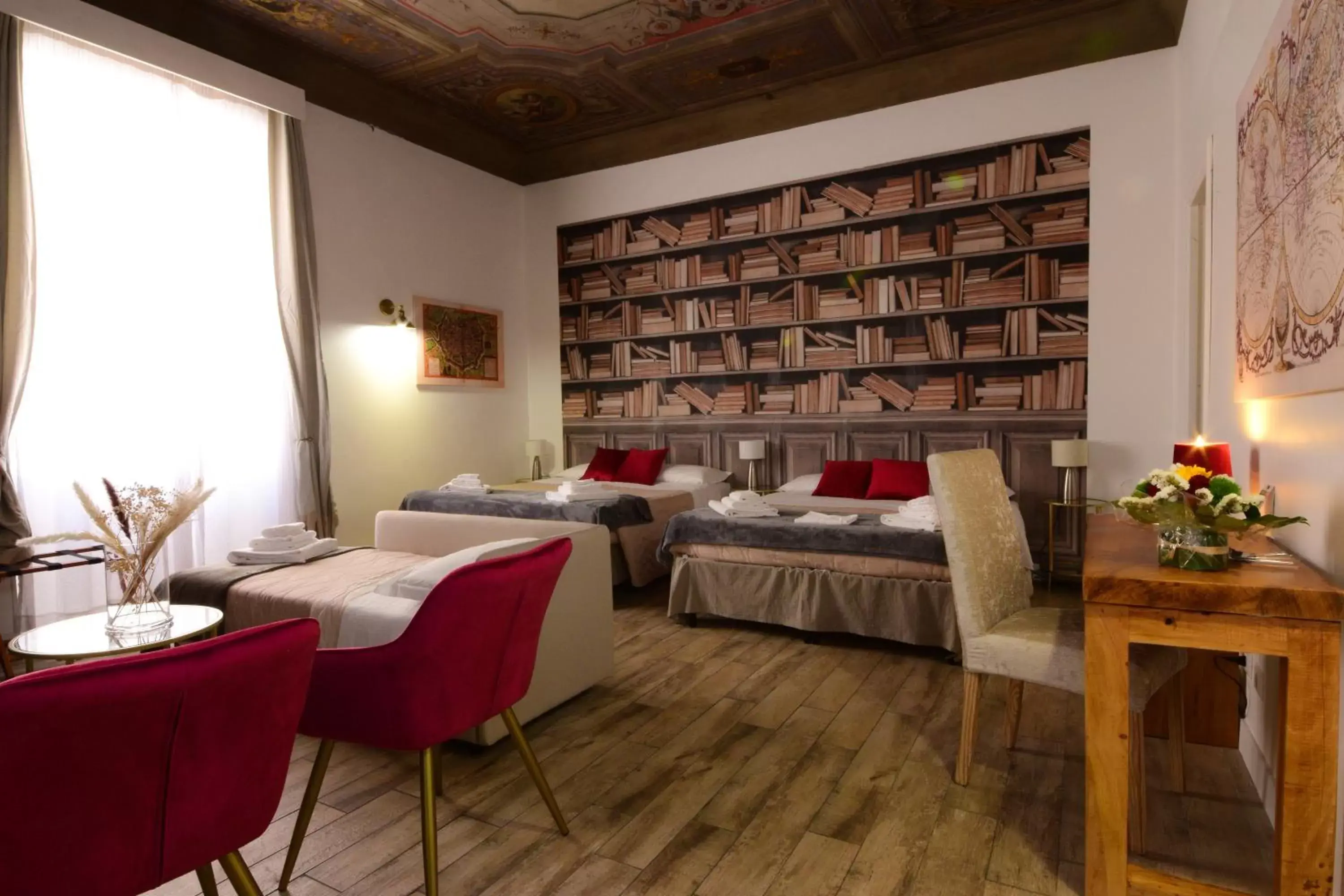 Family Room in Spagna Ave Family Room in Spagna Ave