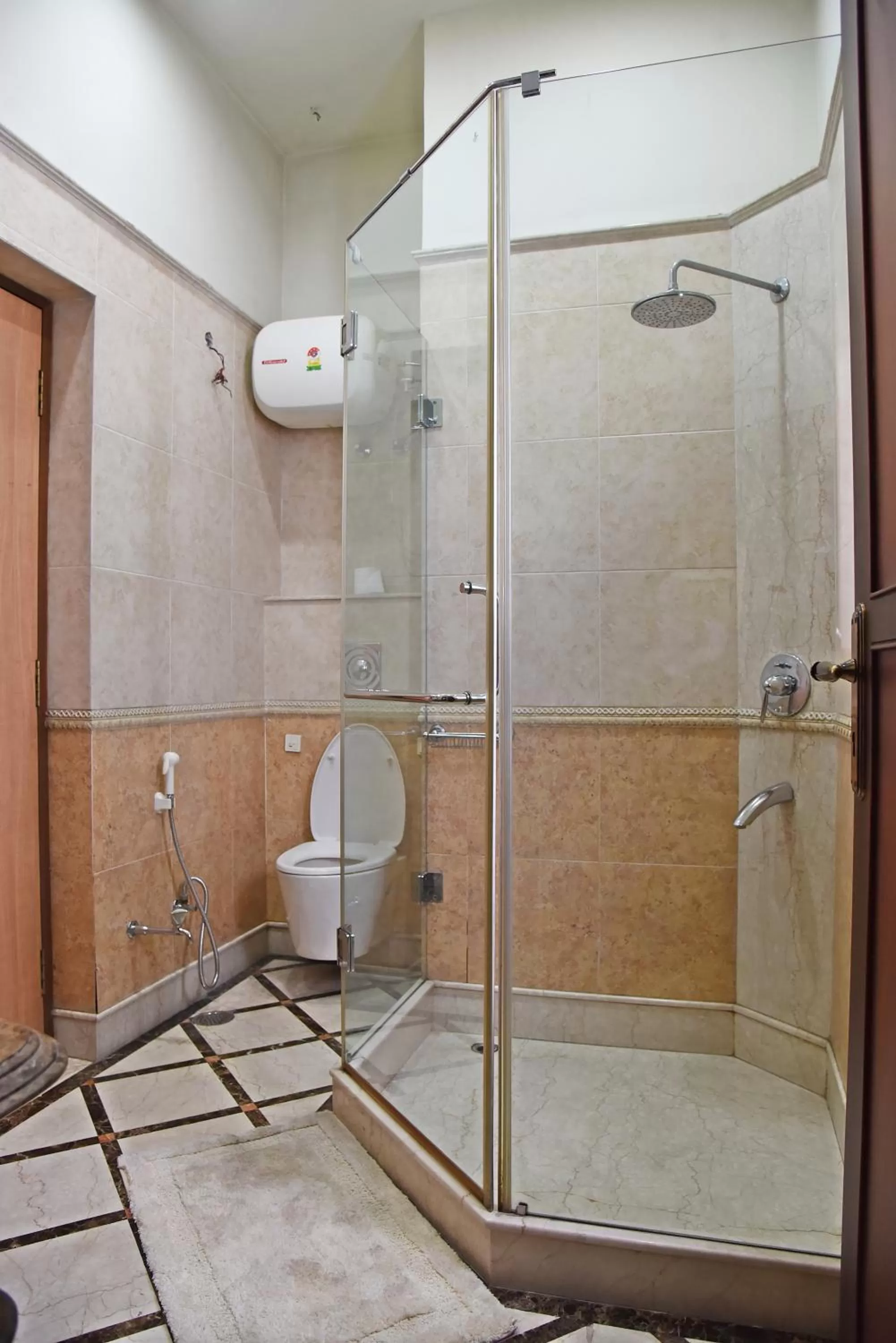 Shower in The Moira - Bed and Breakfast