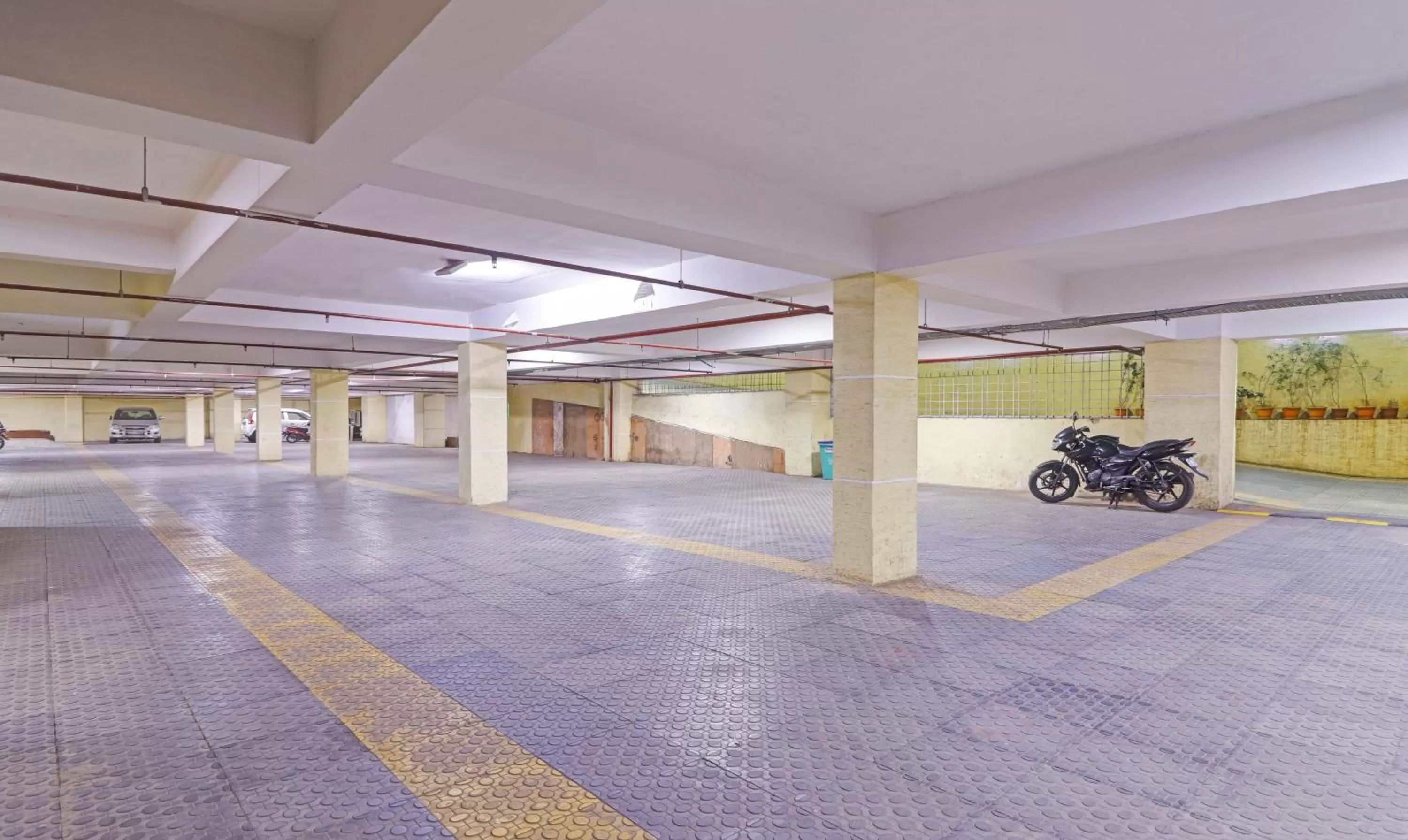 Parking in Treebo Trend Tee