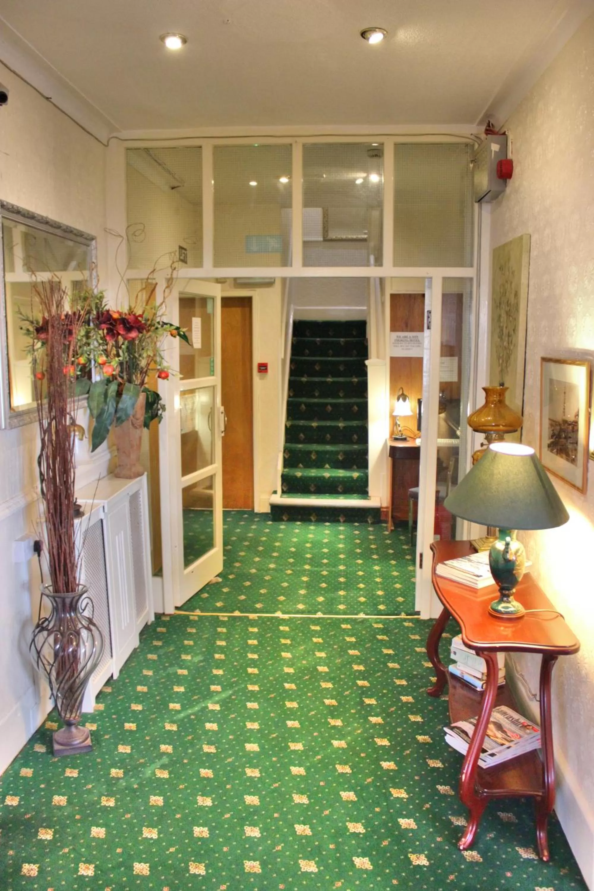 Lobby or reception in The Colwyn Hotel - near Pleasure Beach