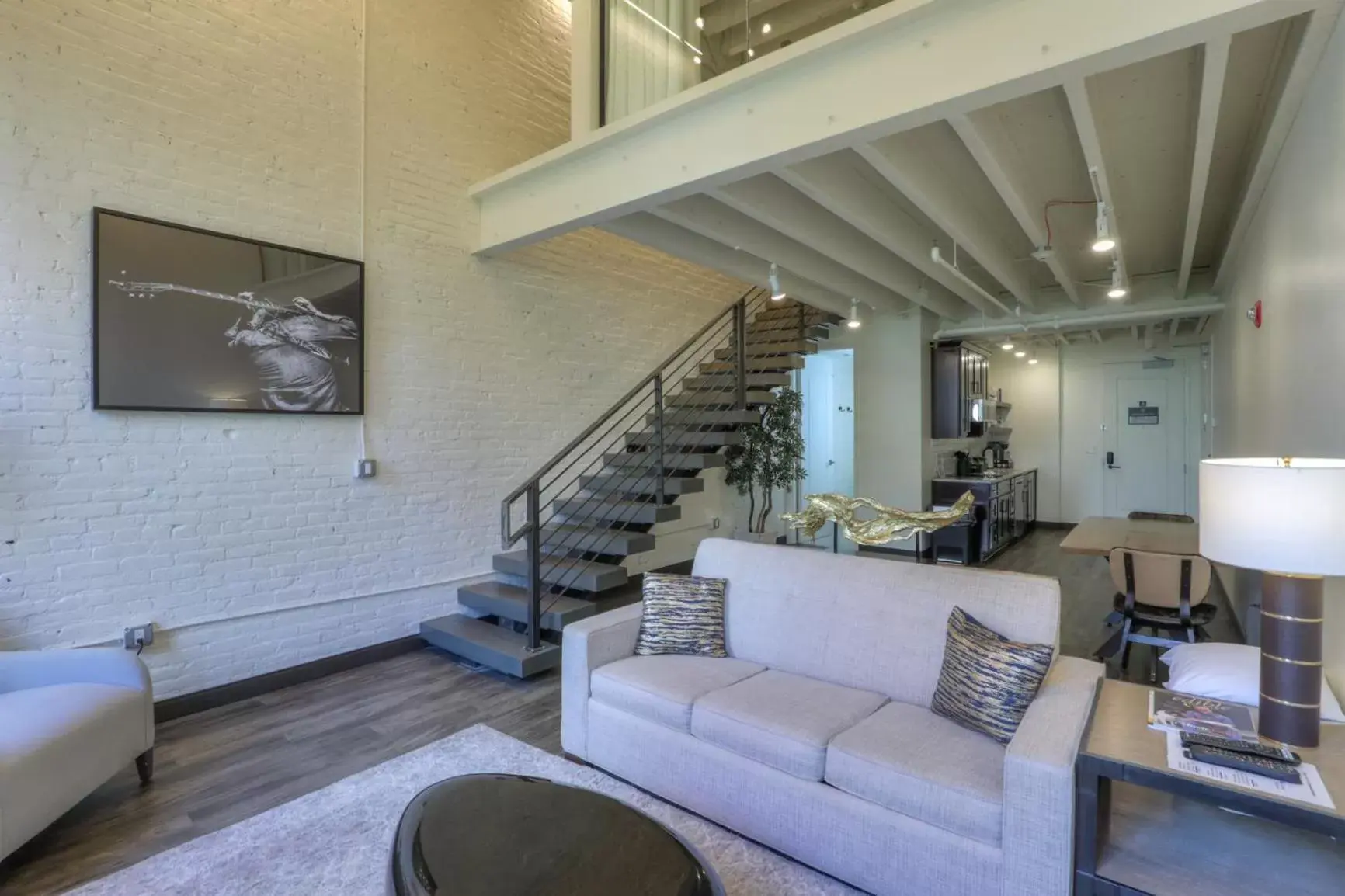 Royal Suite in Studio 154 Hotel Royal Suite in Studio 154 Hotel