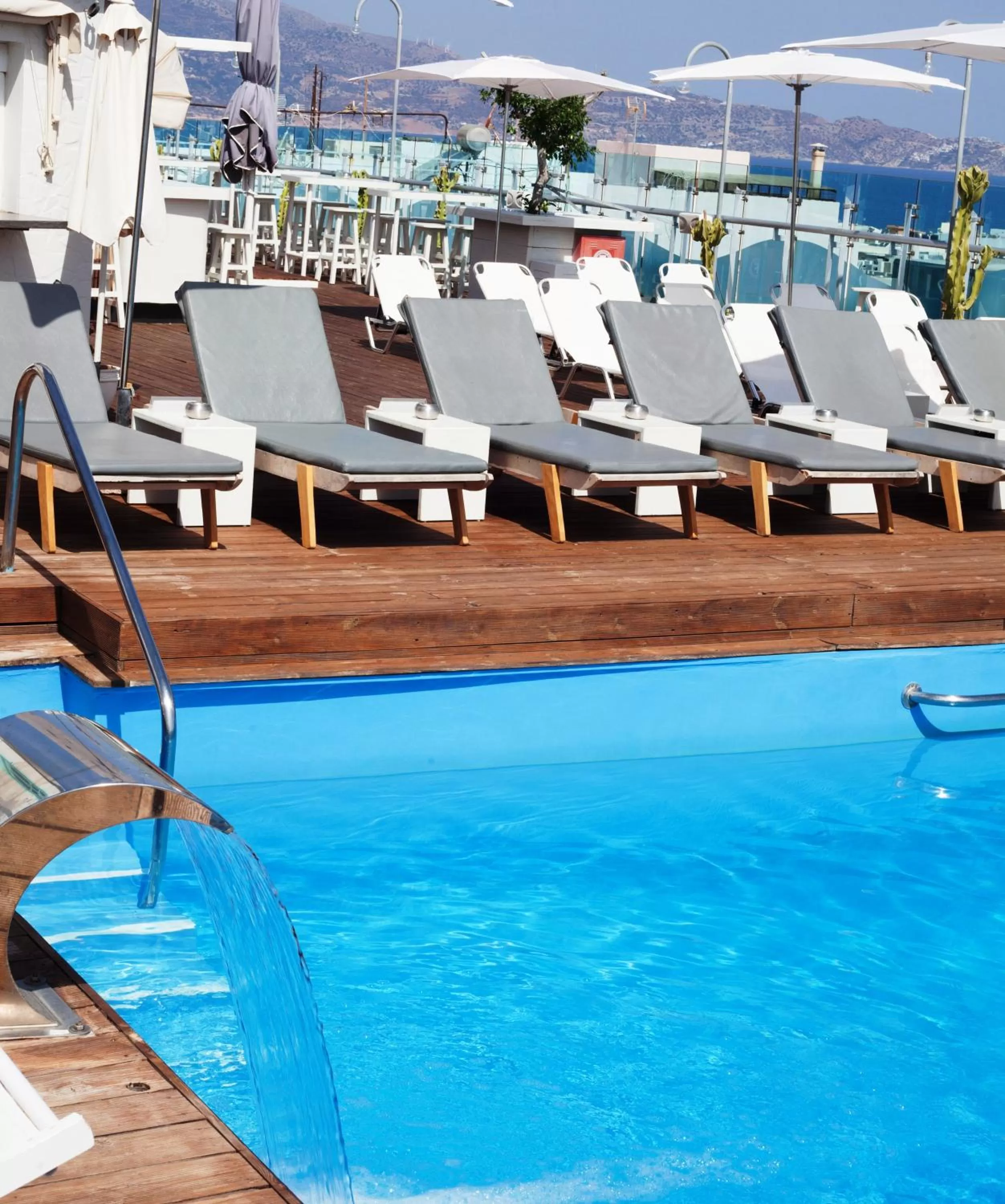 Food and drinks in Capsis Astoria Heraklion