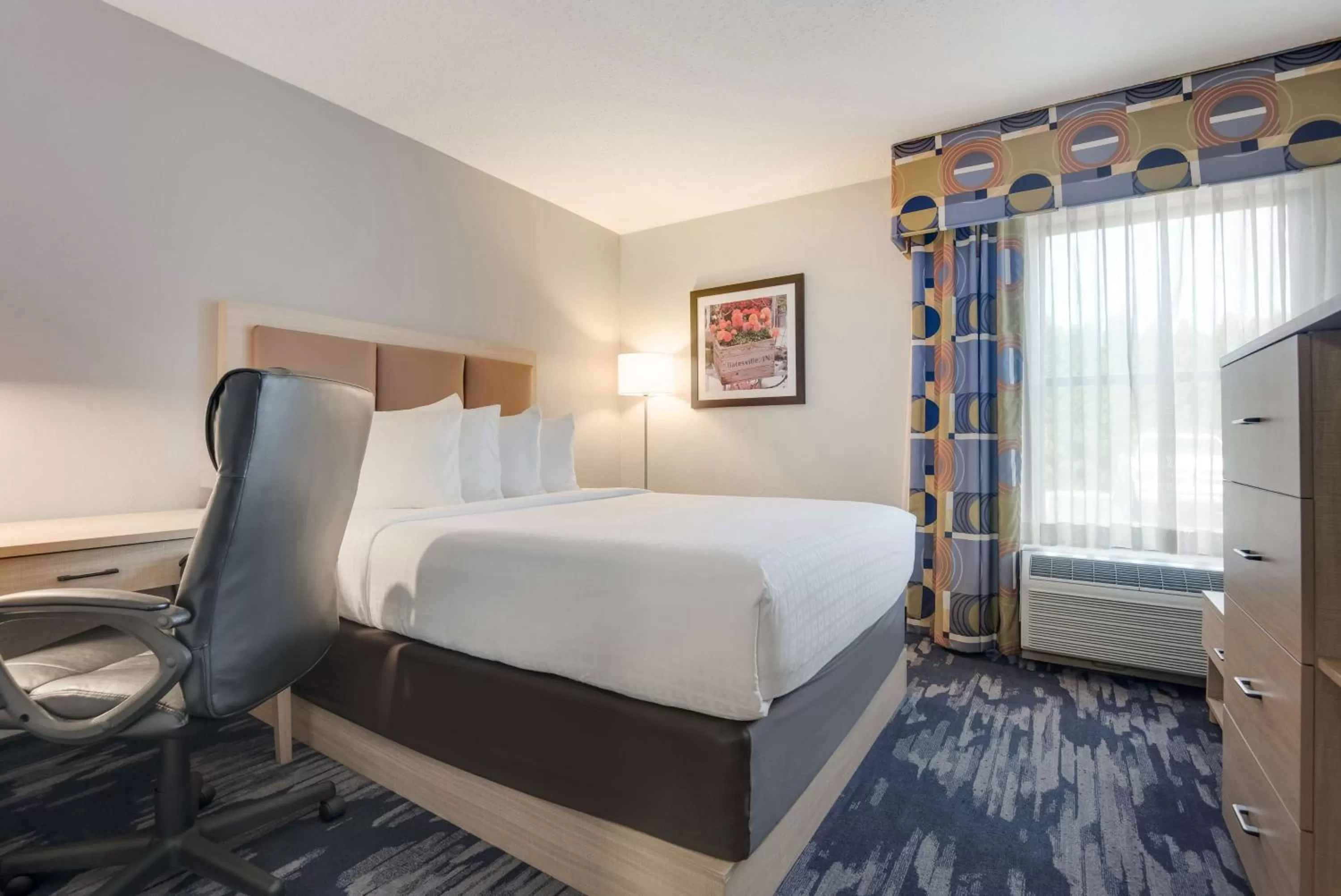 Bedroom, Bed in Best Western Batesville