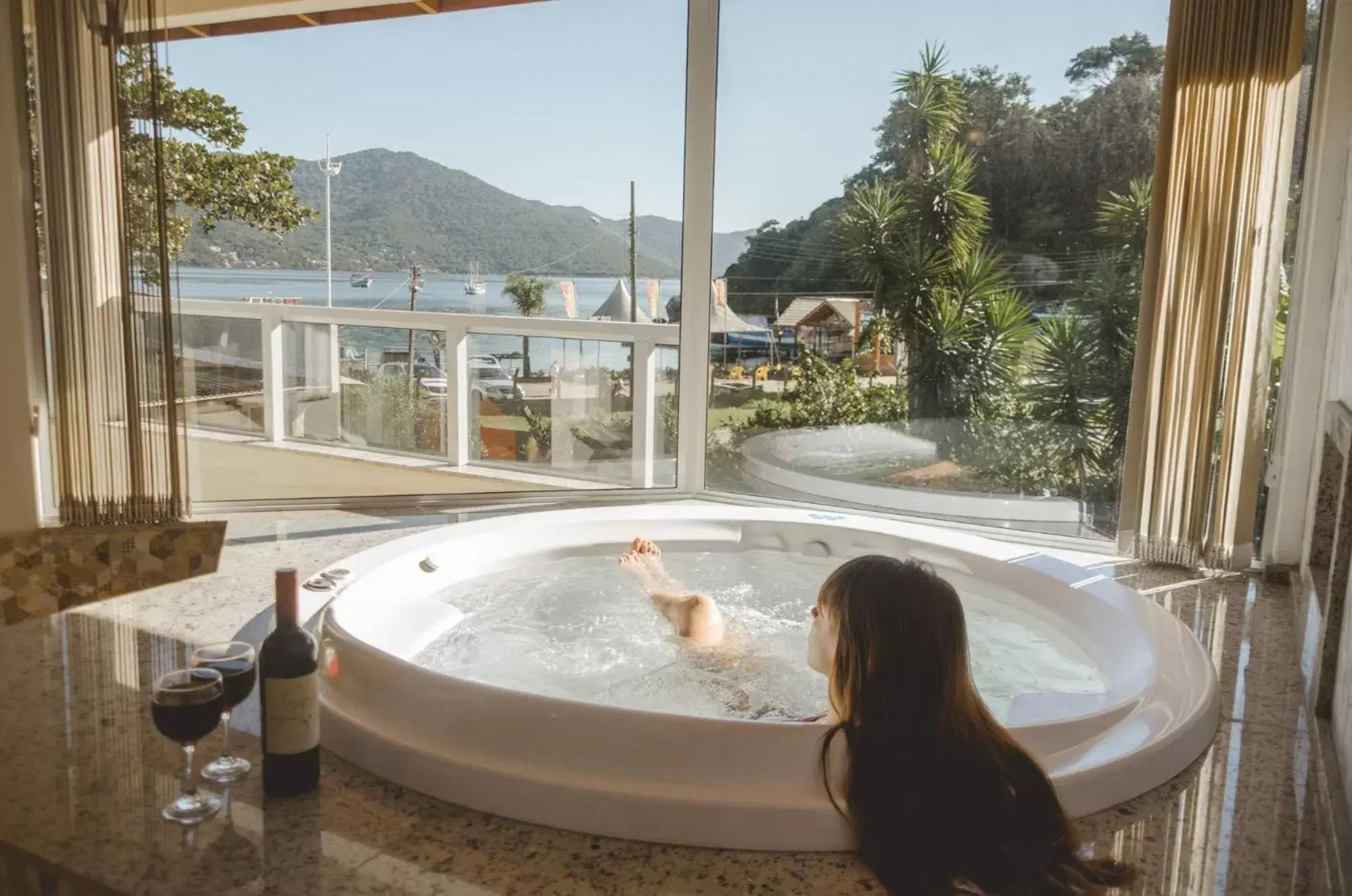 Suite with Hot Tub in Pousada Ilha da Magia Suite with Hot Tub in Pousada Ilha da Magia