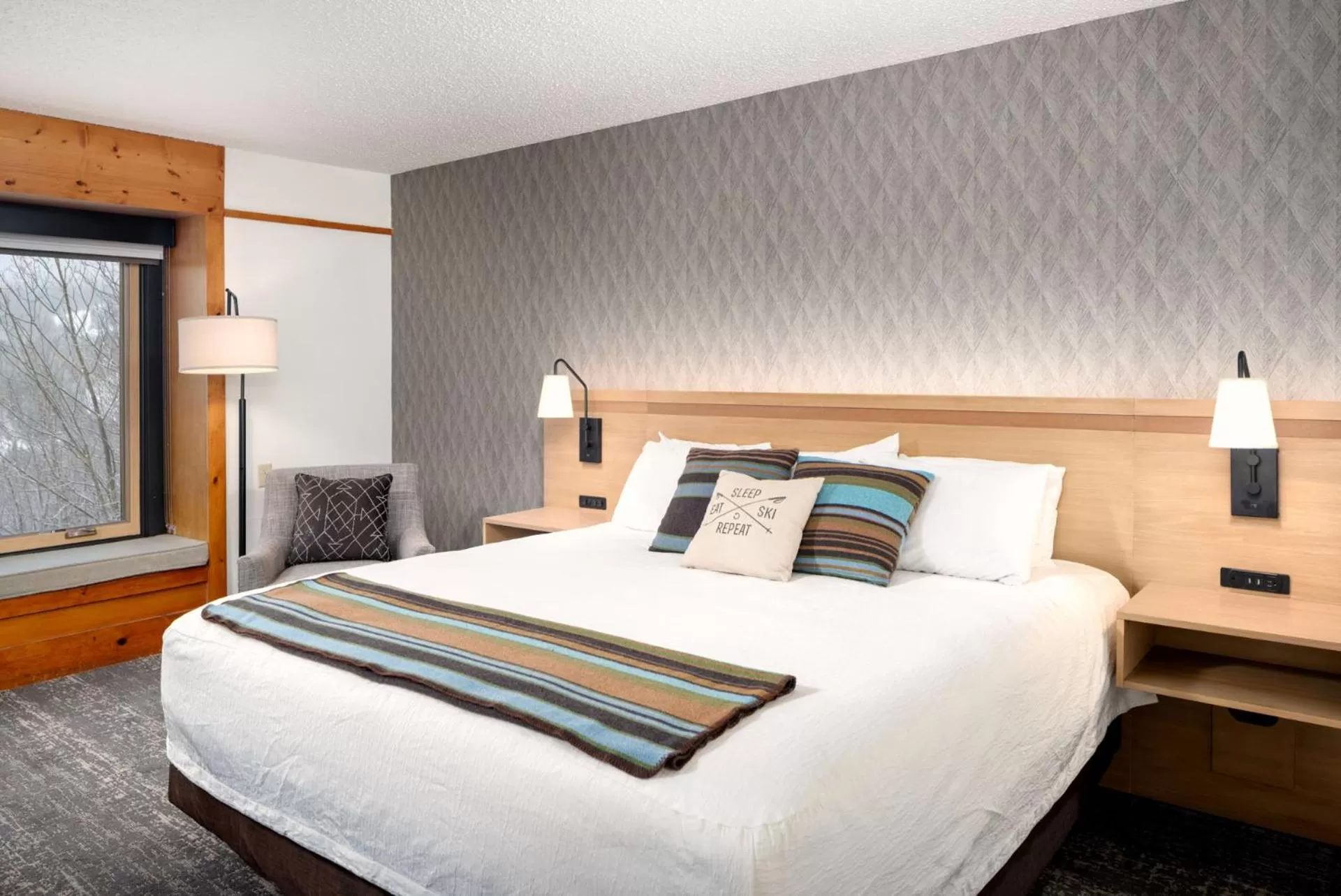 Bed in Caribou Highlands Lodge