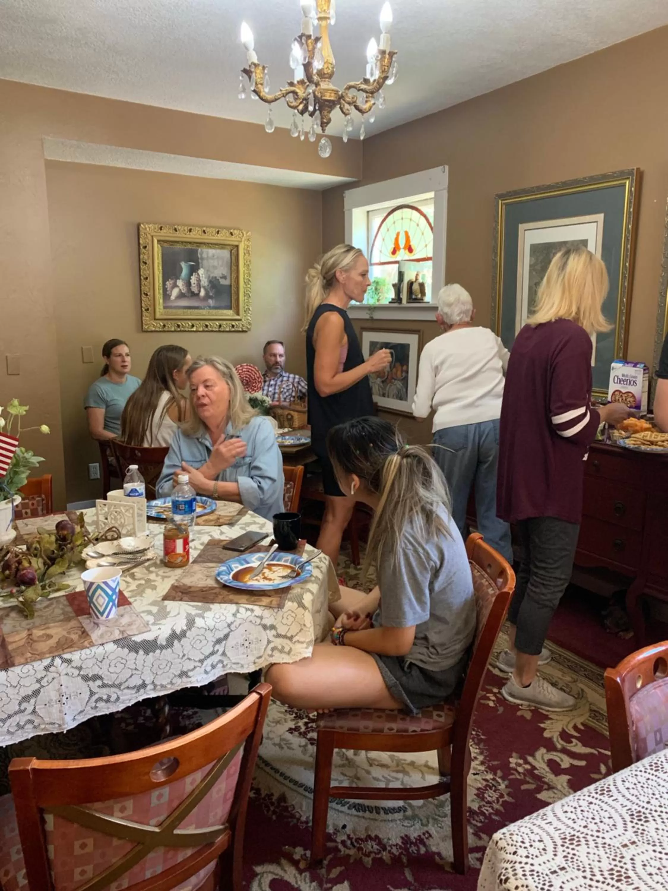 Breakfast in Bard's Inn