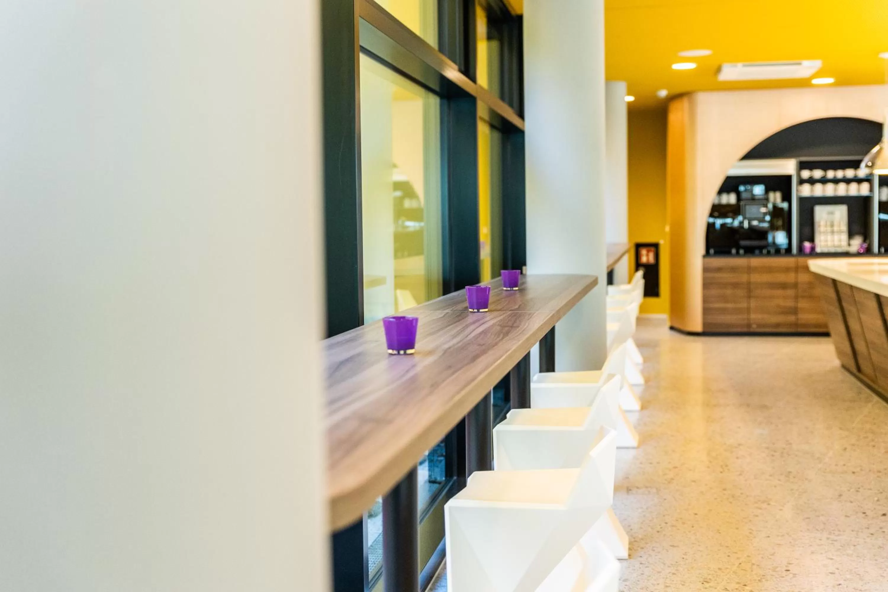 Seating area in Prize by Radisson, Bonn City