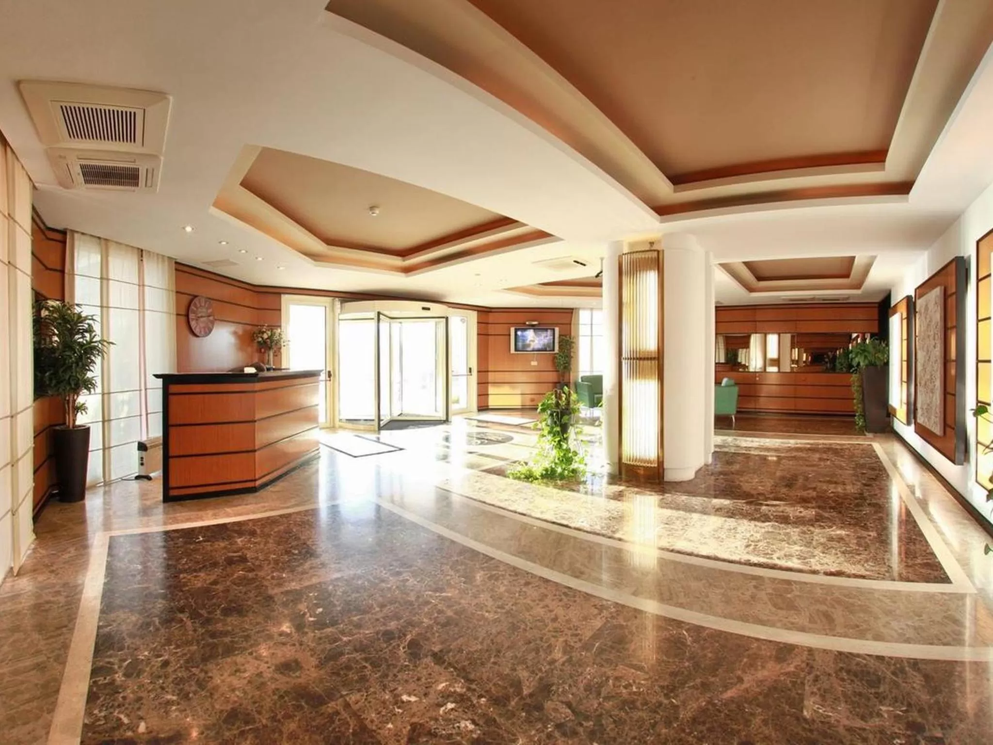 Lobby or reception in Monte Carlo Palace Suites