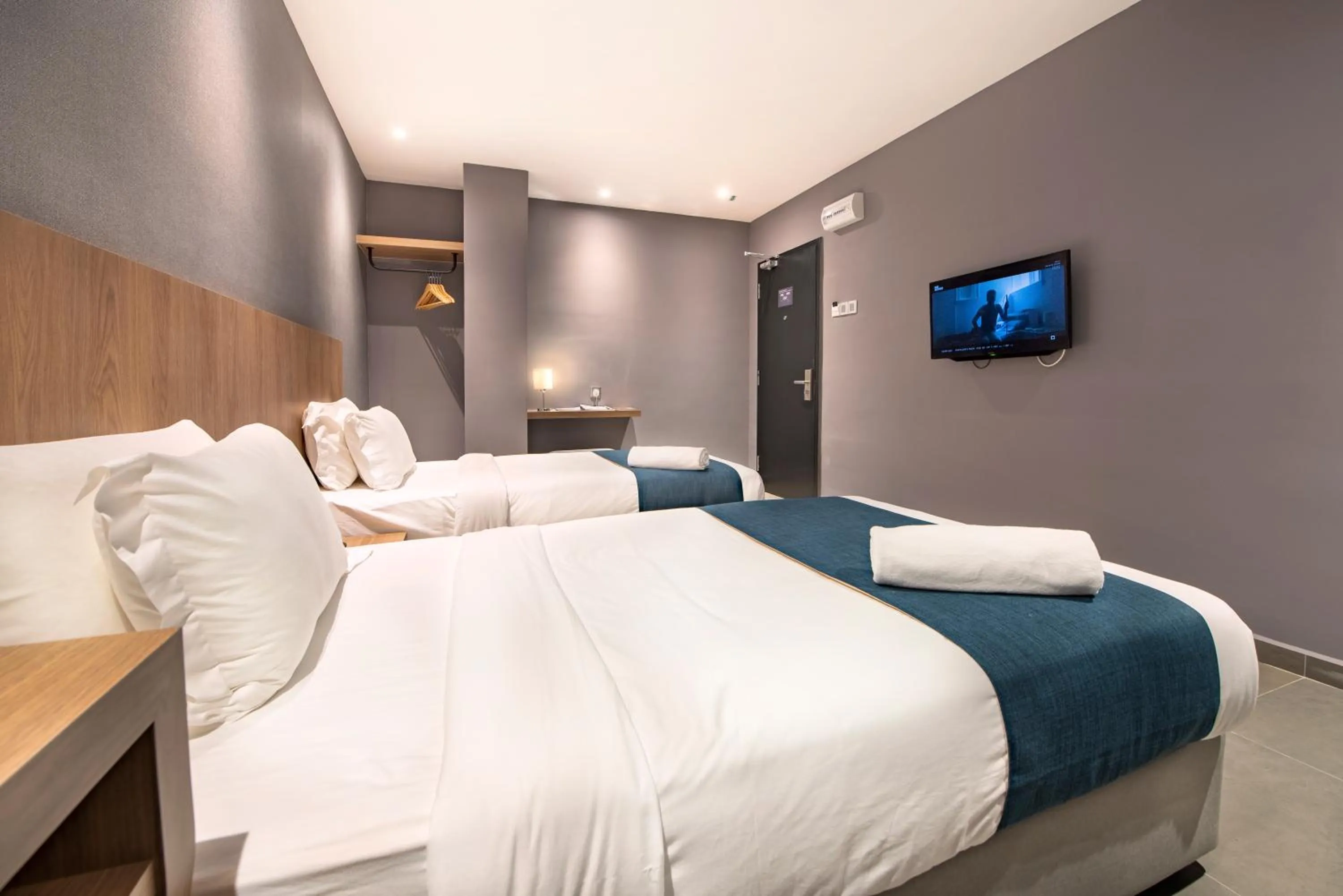 TV and multimedia, Bed in Orange Business Hotel Petaling Jaya