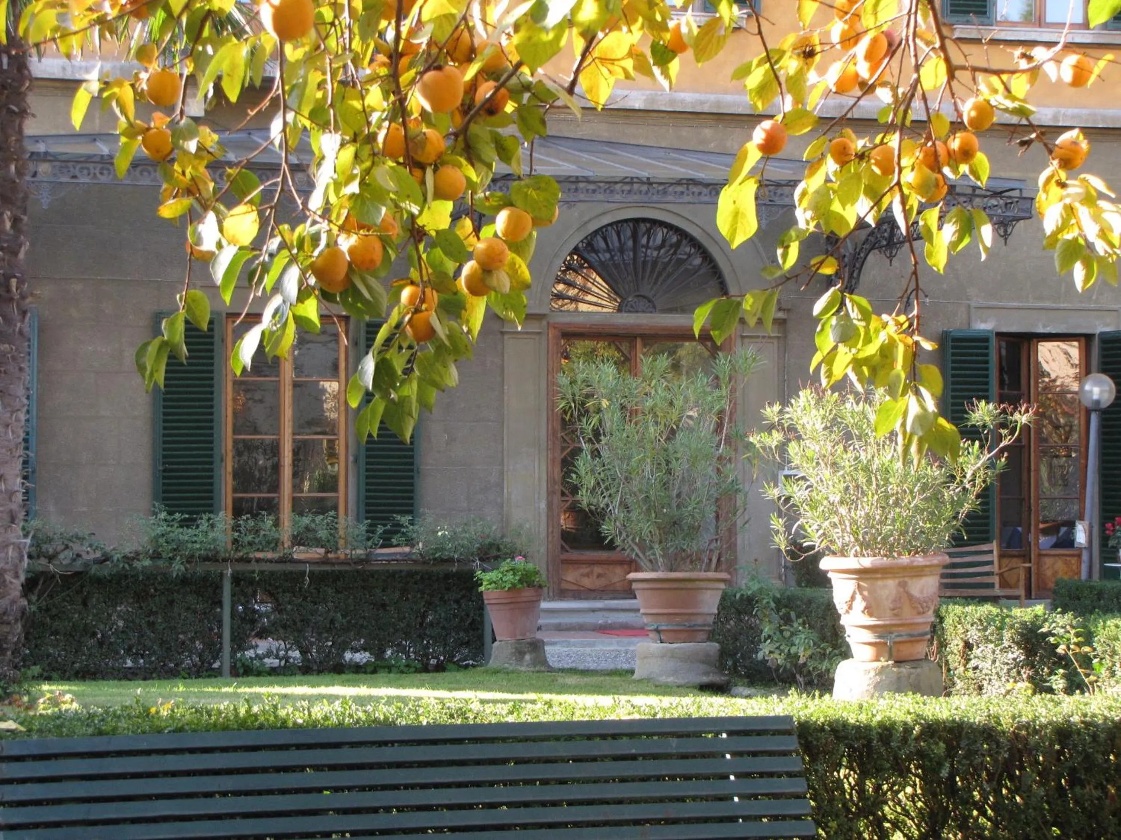 Facade/entrance in Casa Santo Nome di Gesu