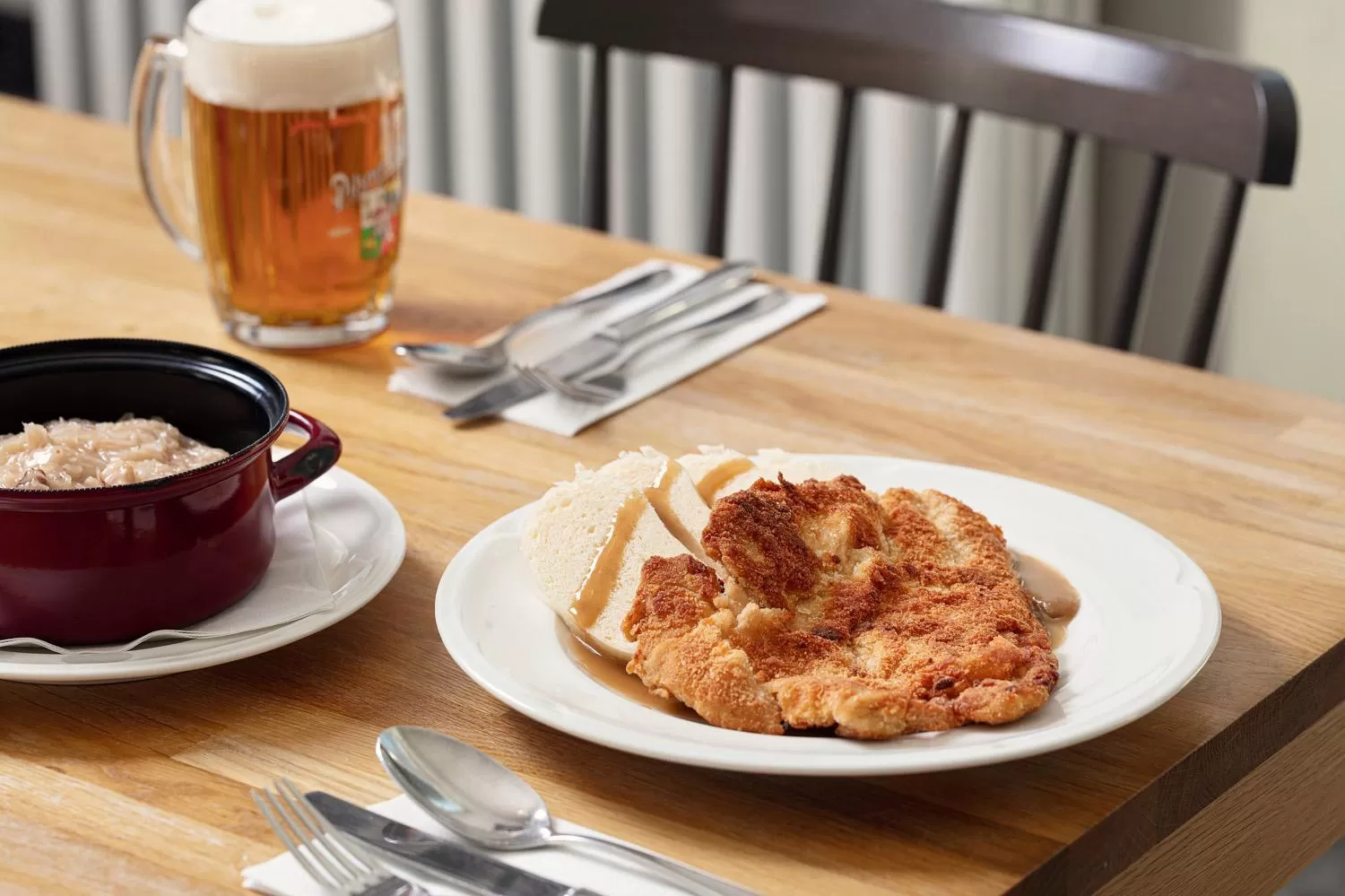 Restaurant/places to eat in Hotel Orlík