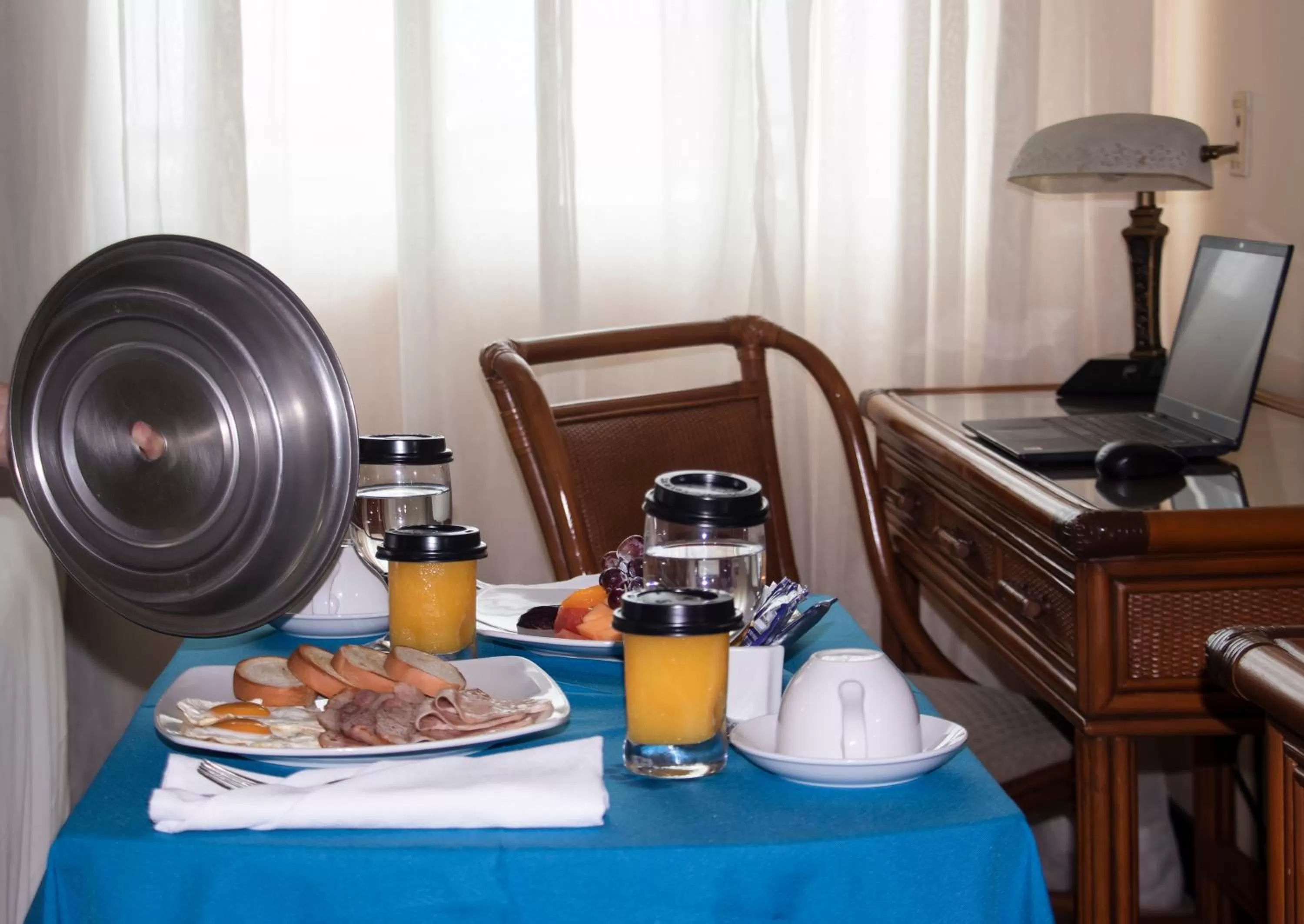 Food in Radisson Colon 2,000 Hotel & Casino