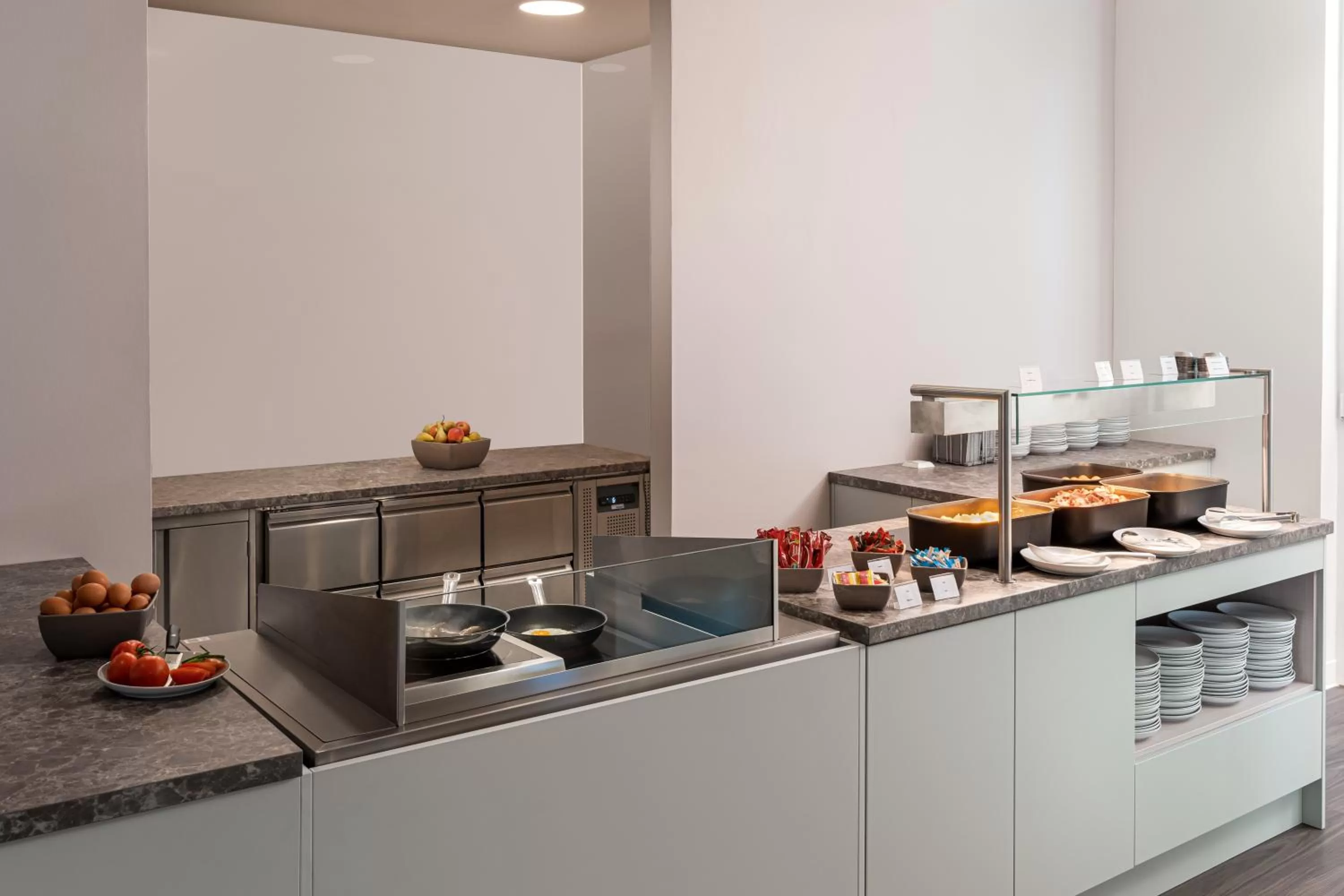 Breakfast in Arthotel ANA Amber