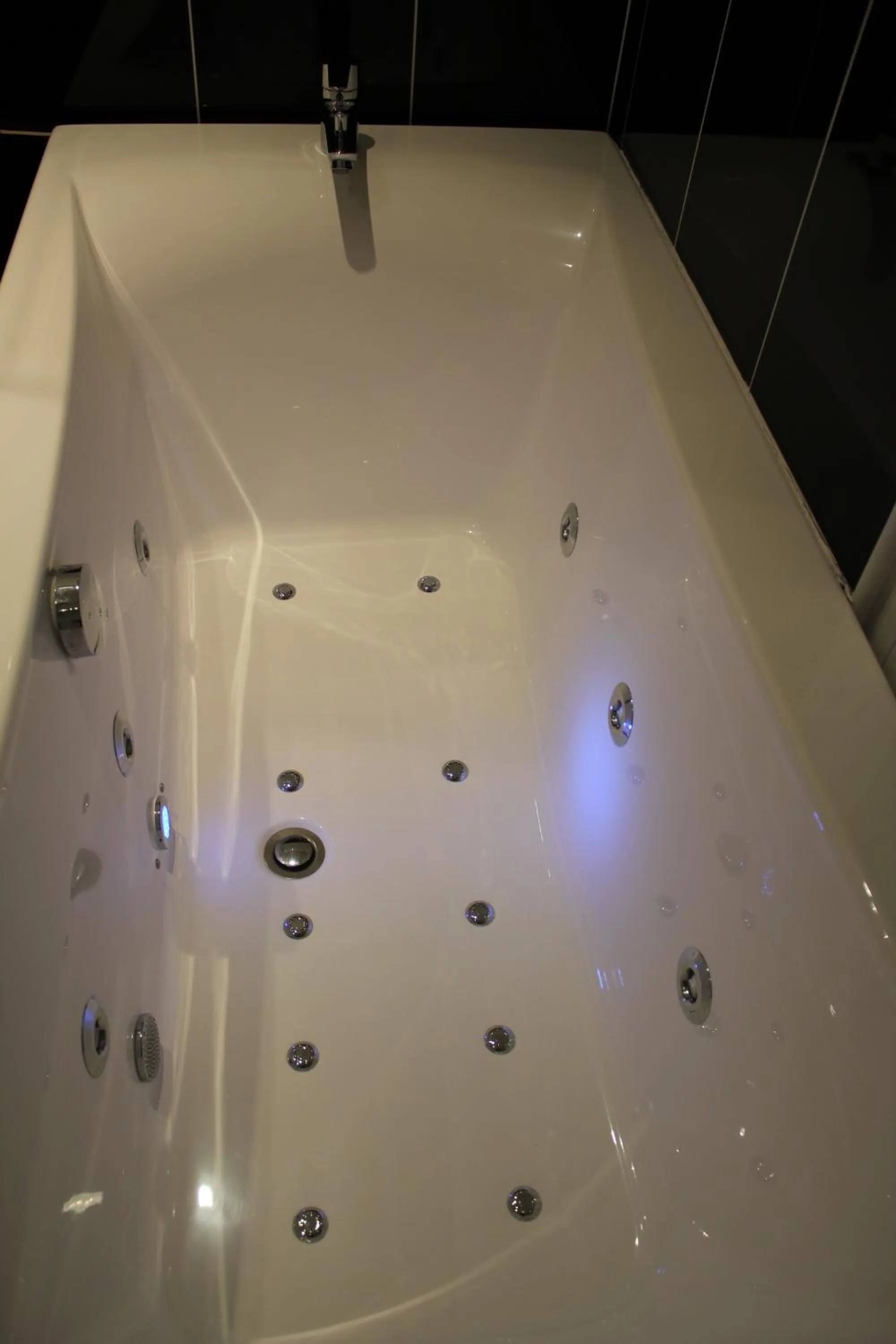 Bathroom in Hotel Regina Montmartre