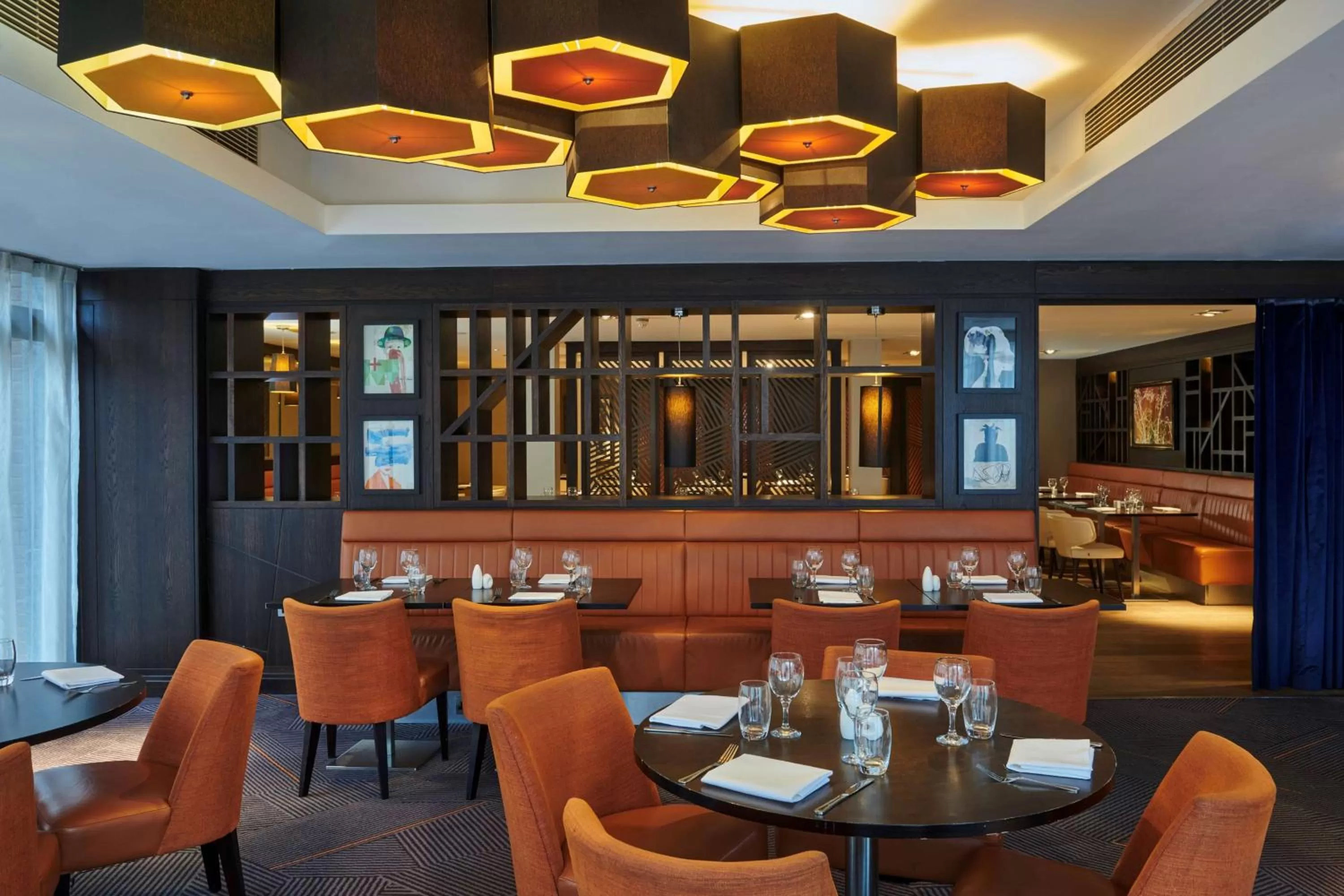 Restaurant/places to eat in DoubleTree by Hilton London Ealing