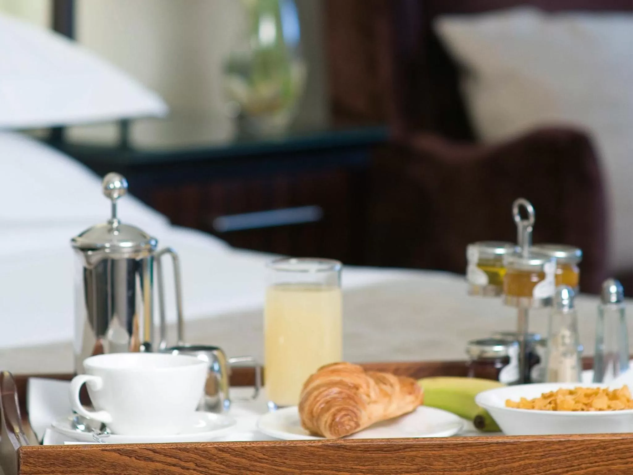 Woodland Wing King in Gisborough Hall Hotel