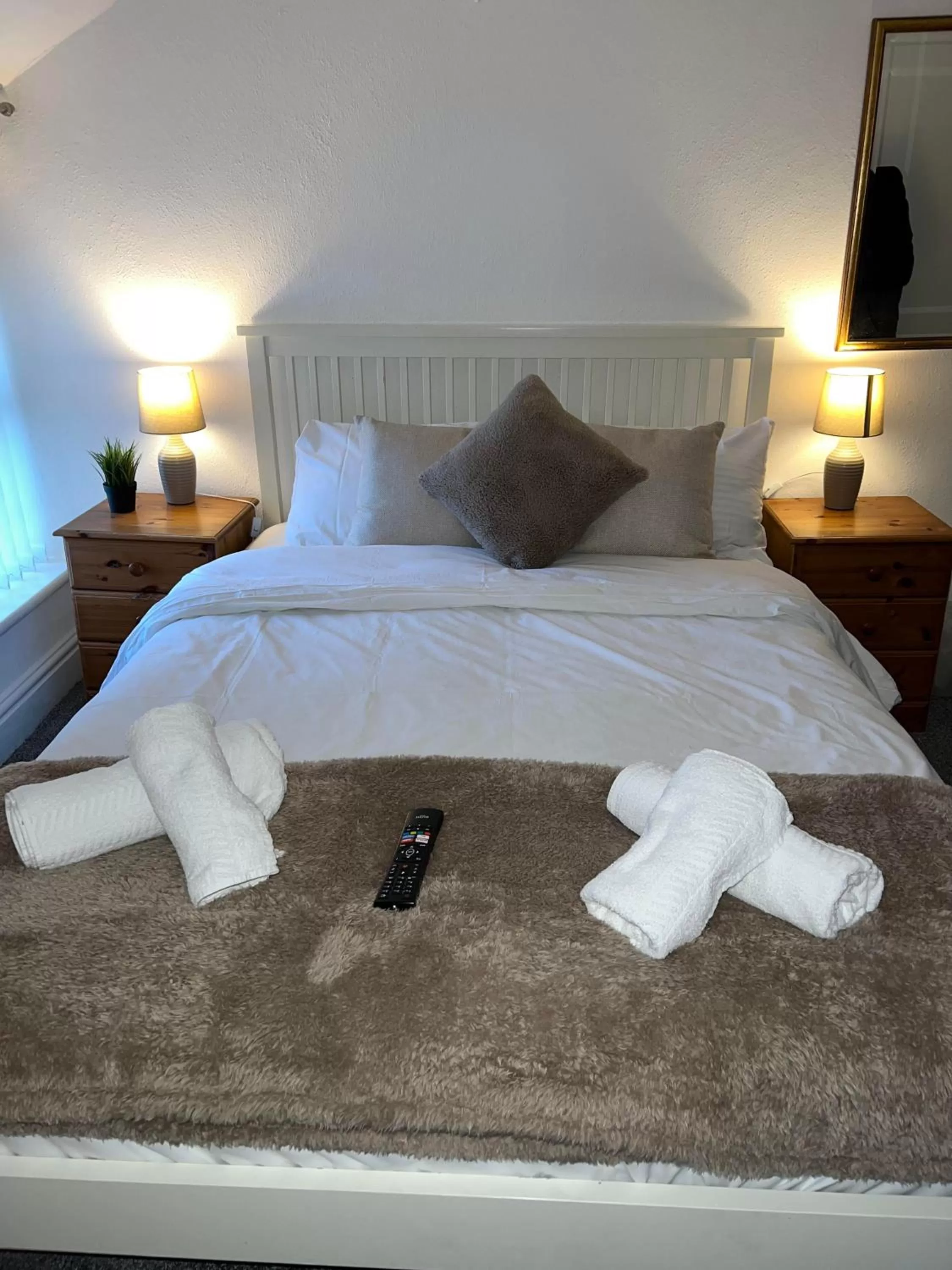 Bed in The Wilton Hotel