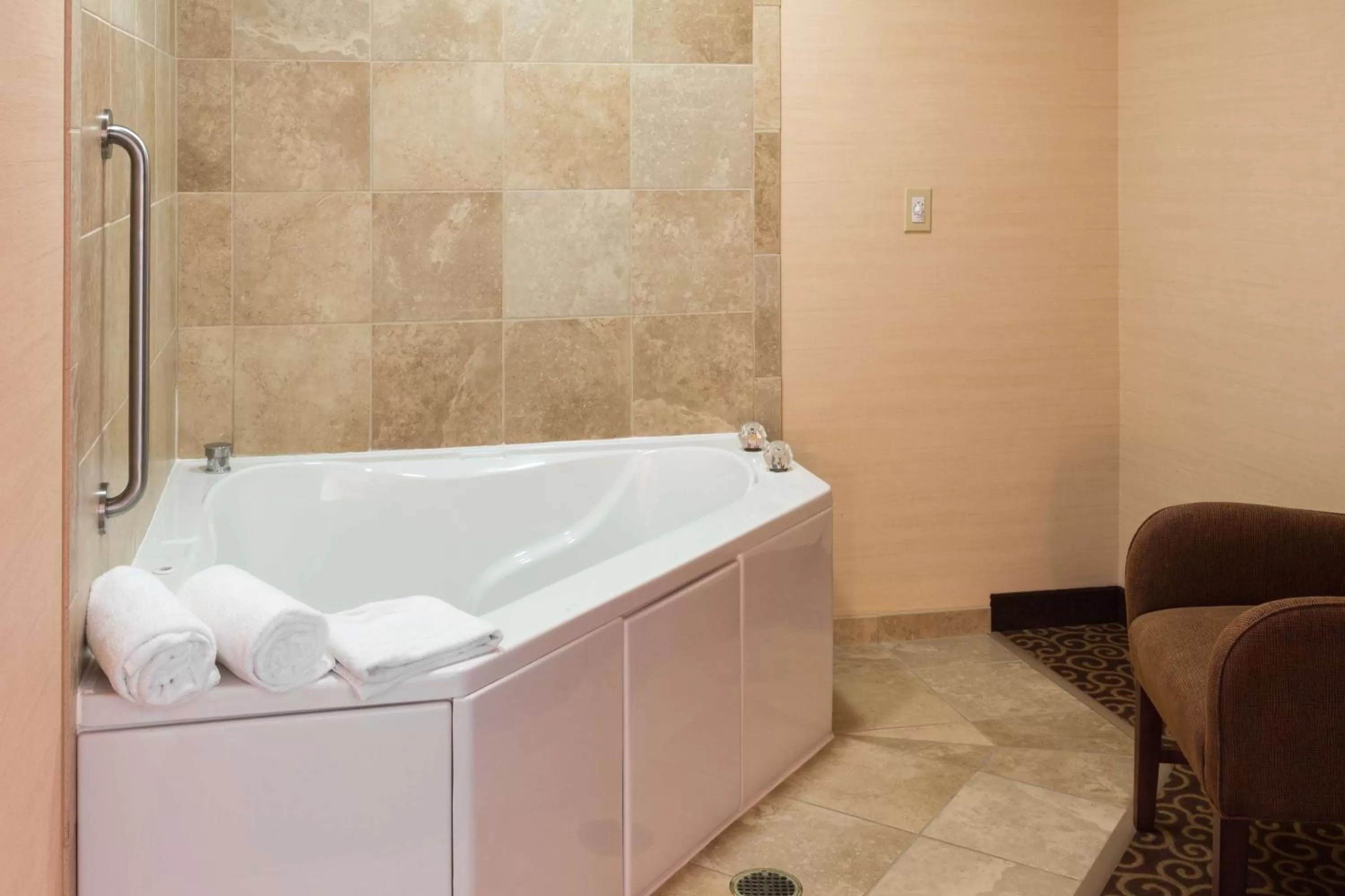 Bed in Hampton Inn Goshen