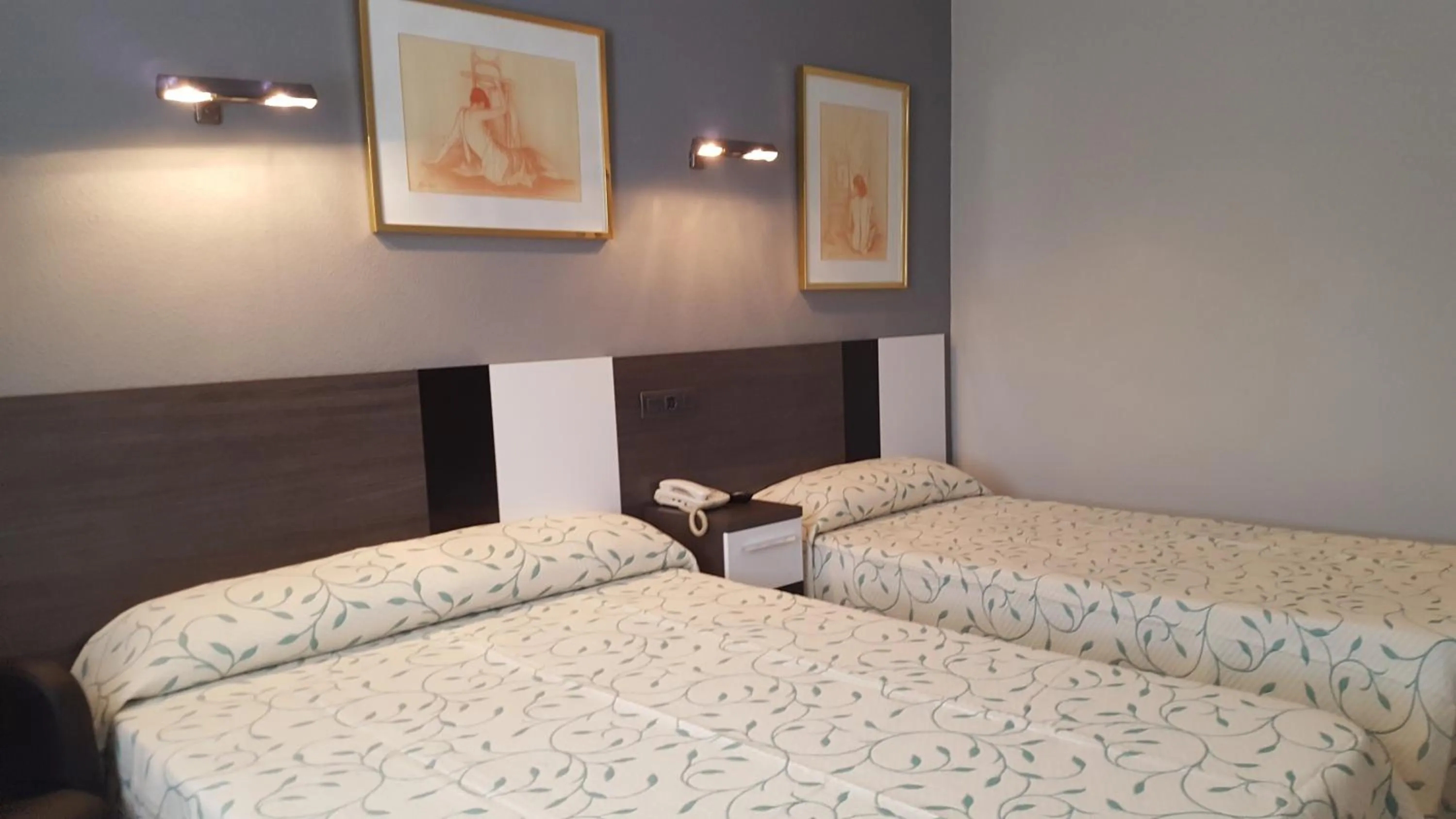 Bed in Hotel La Bolera