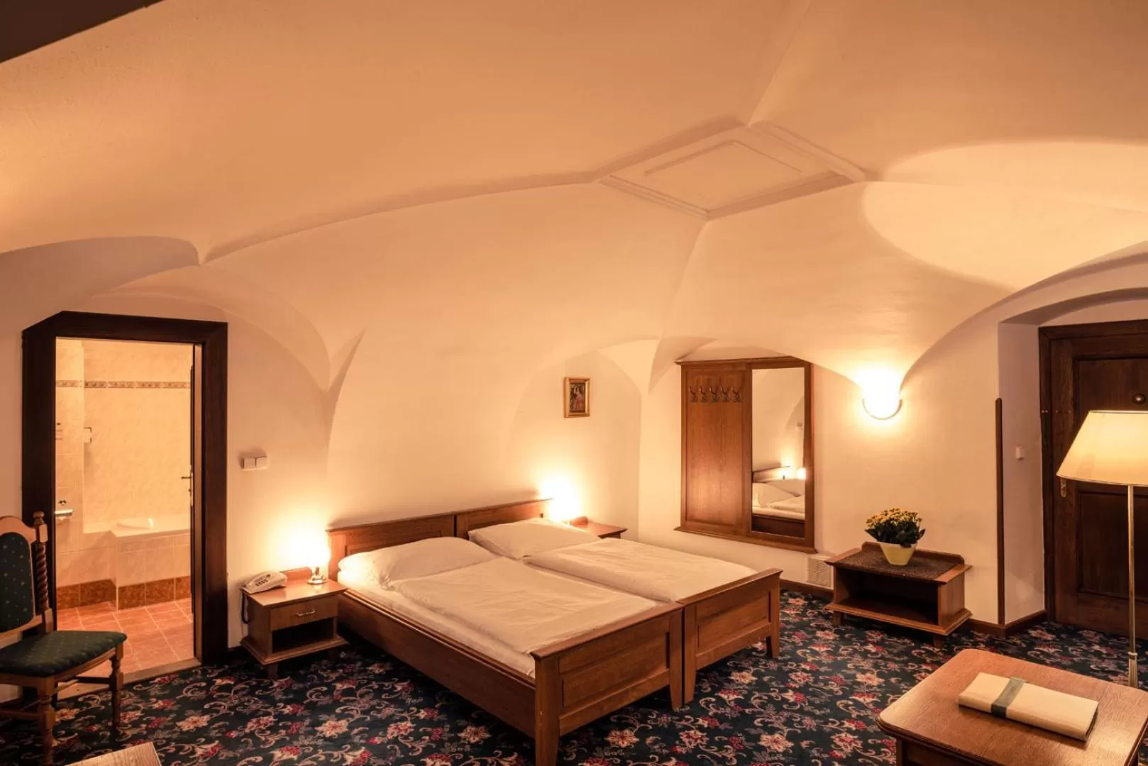 Photo of the whole room, Bed in Rožmberský dvůr